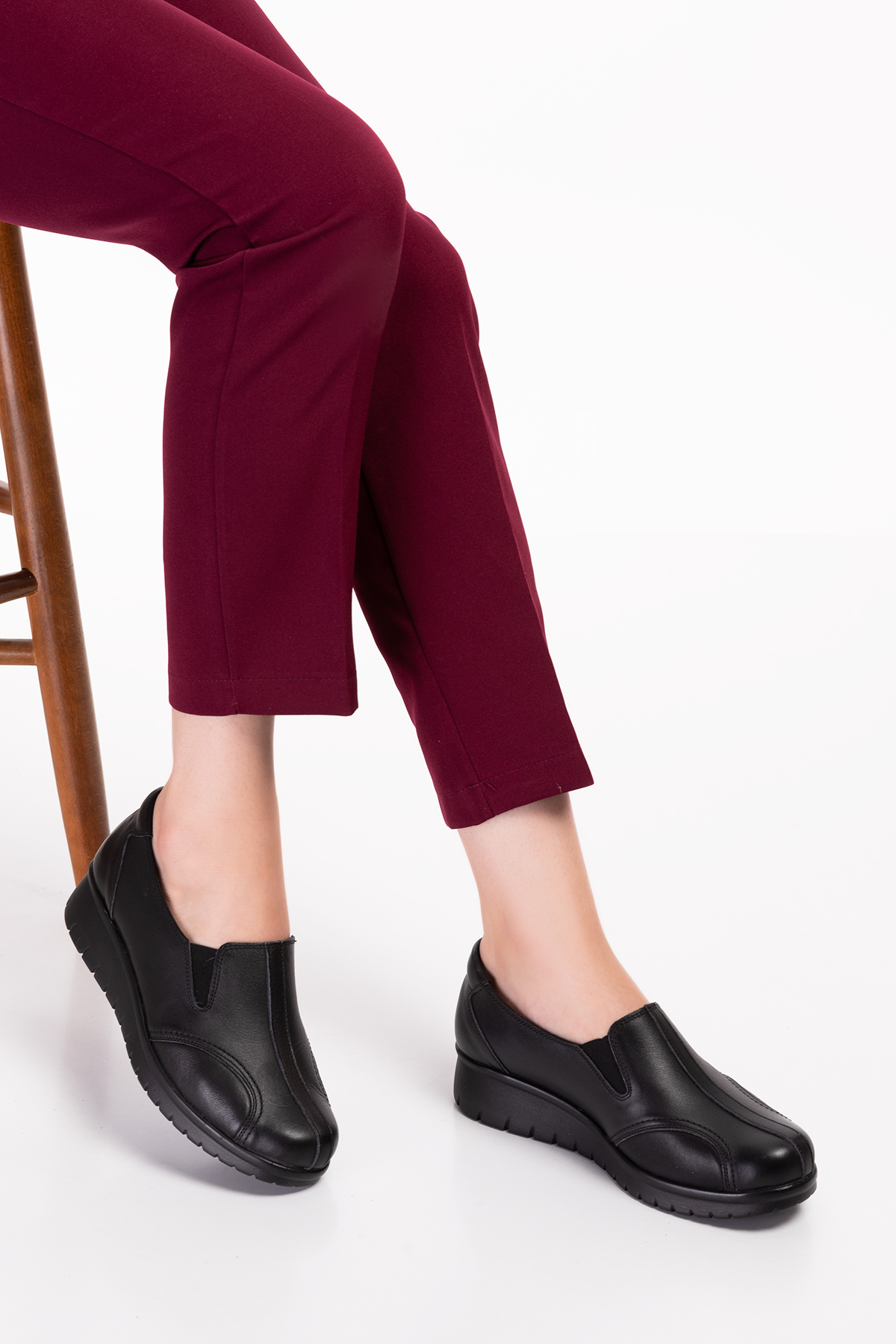 Gondol Hakiki Deri Kadın Kemik Çıkıntısına Özel Ayakkabı elnr.5778 - Görsel 3