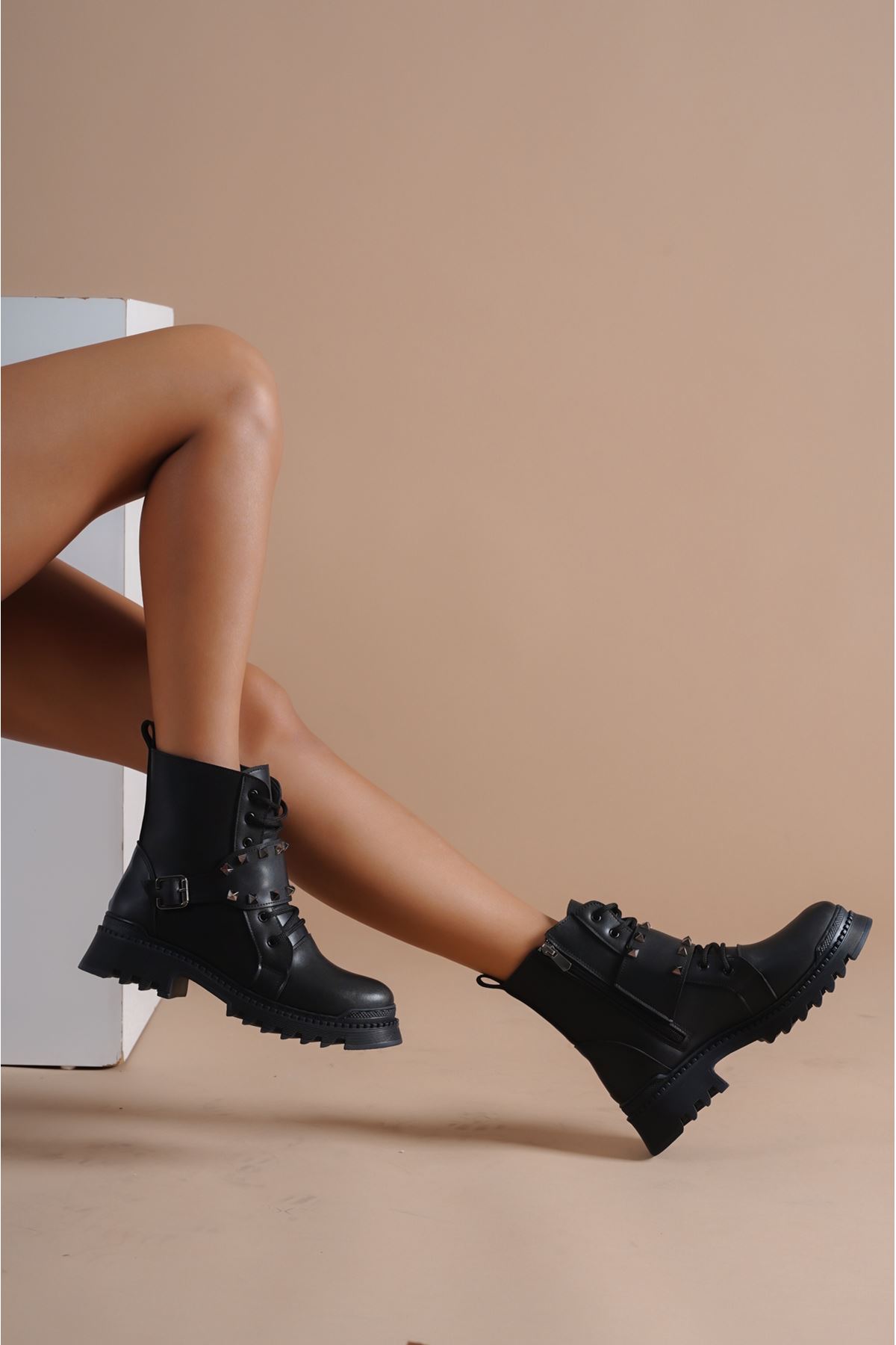 Zımba Toka Detaylı Postal Kadın Bot - Görsel 3