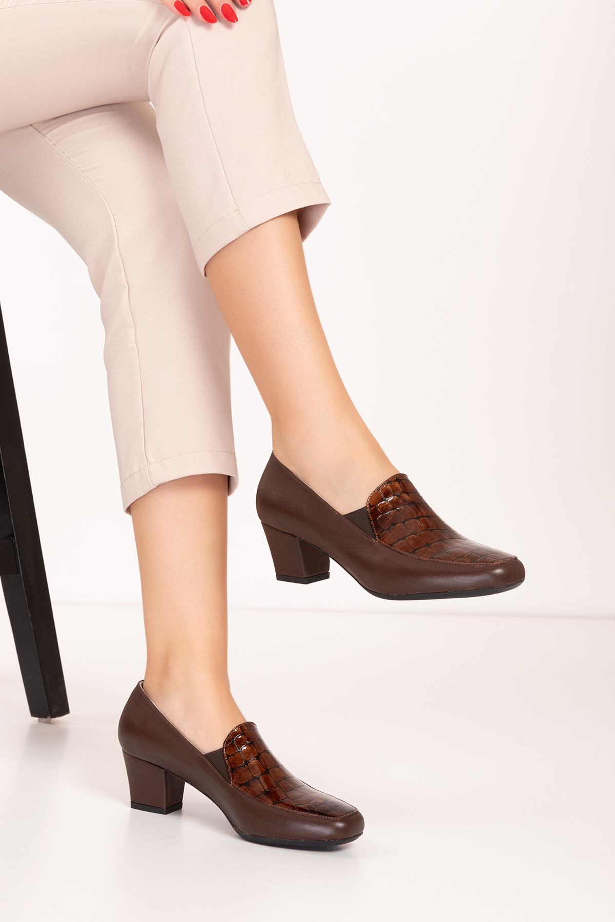 Gondol Hakiki Deri Kısa Topuklu Ayakkabı vdt.61 - Görsel 2