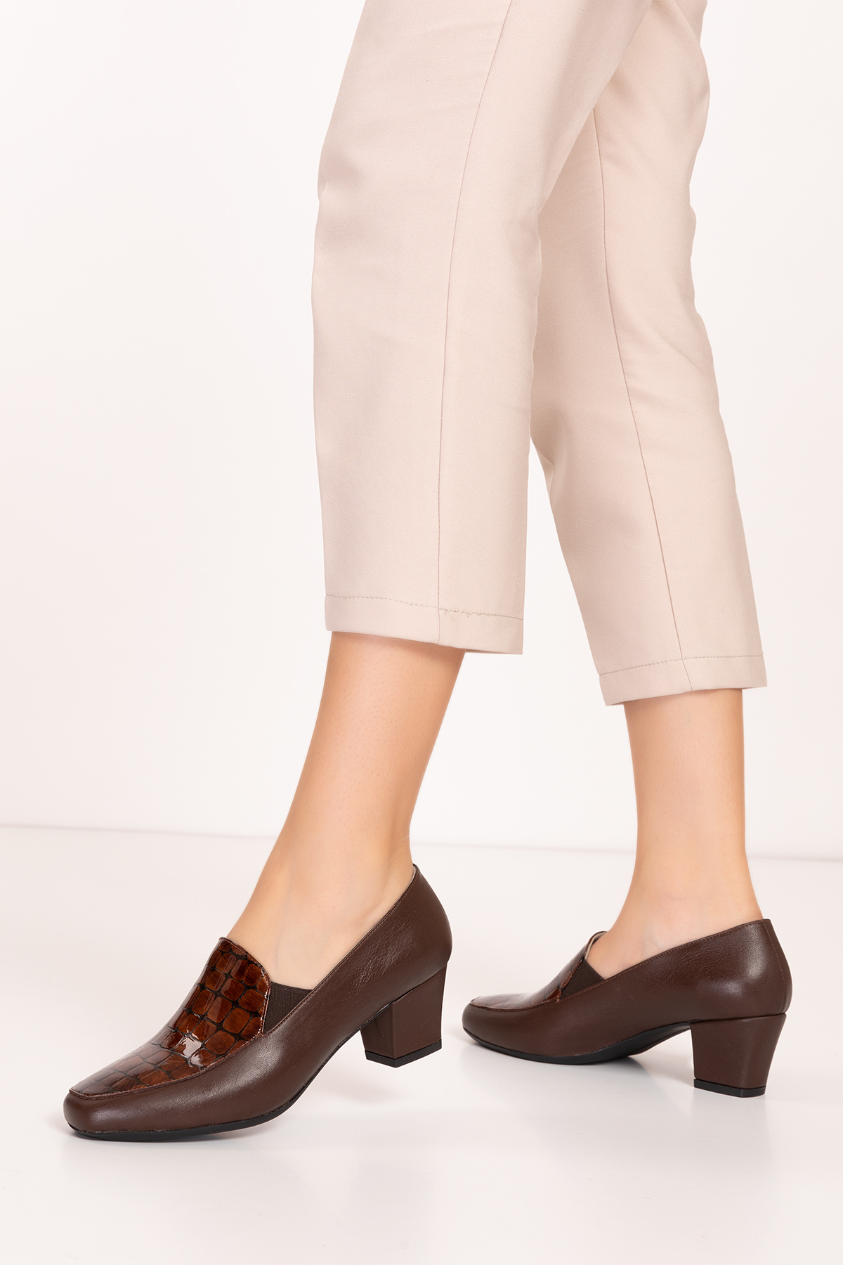 Gondol Hakiki Deri Kısa Topuklu Ayakkabı vdt.61 - Görsel 9