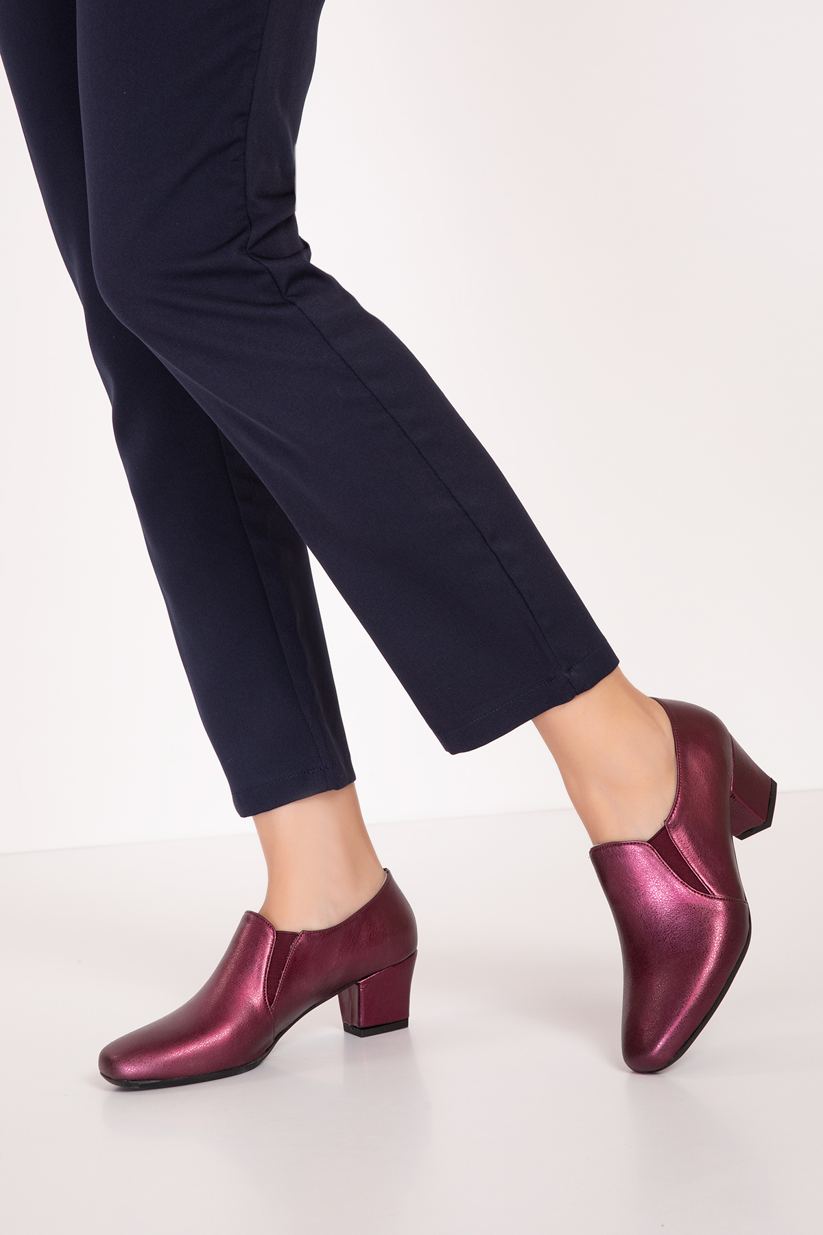 Gondol Hakiki Deri Klasik Orta Boy Topuklu Ayakkabı vdt.62 - Görsel 9