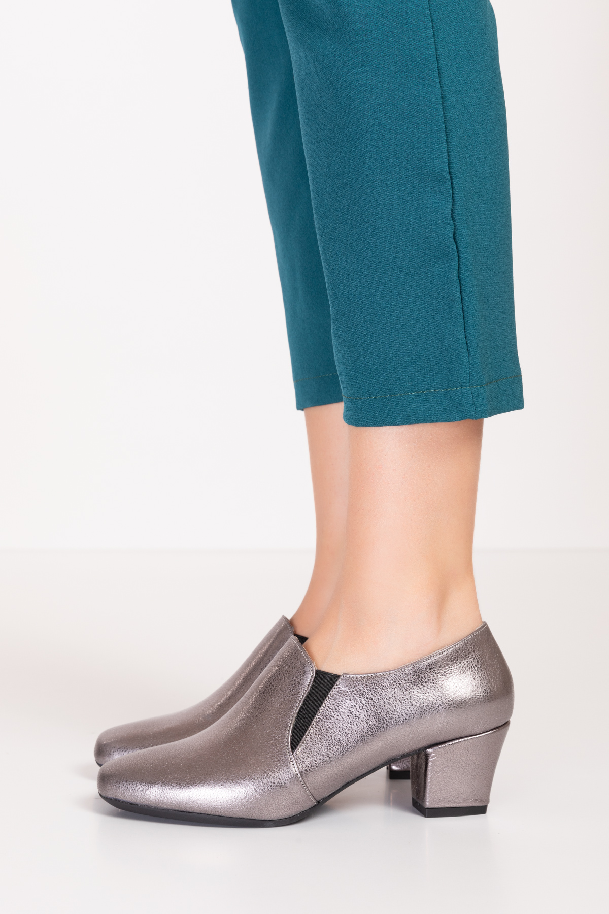 Gondol Hakiki Deri Klasik Orta Boy Topuklu Ayakkabı vdt.62 - Görsel 2