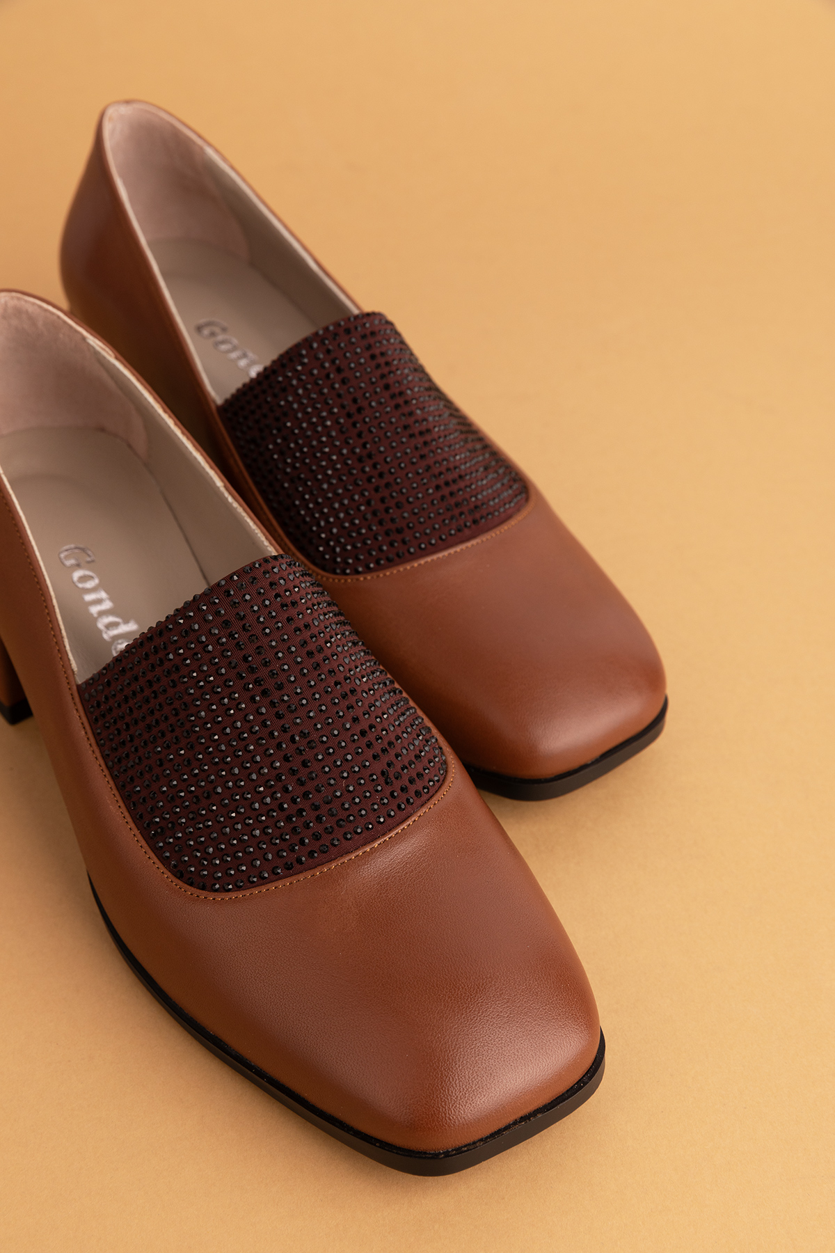 Gondol Hakiki Deri Kısa Topuklu Taş Detaylı Topuklu Ayakkabı vdt.142 - Görsel 5