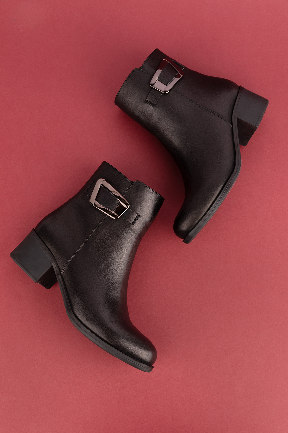 Gondol Kadın Hakiki Deri Klasik Topuklu Toka Detaylı Bot anl.2919 - Görsel 3