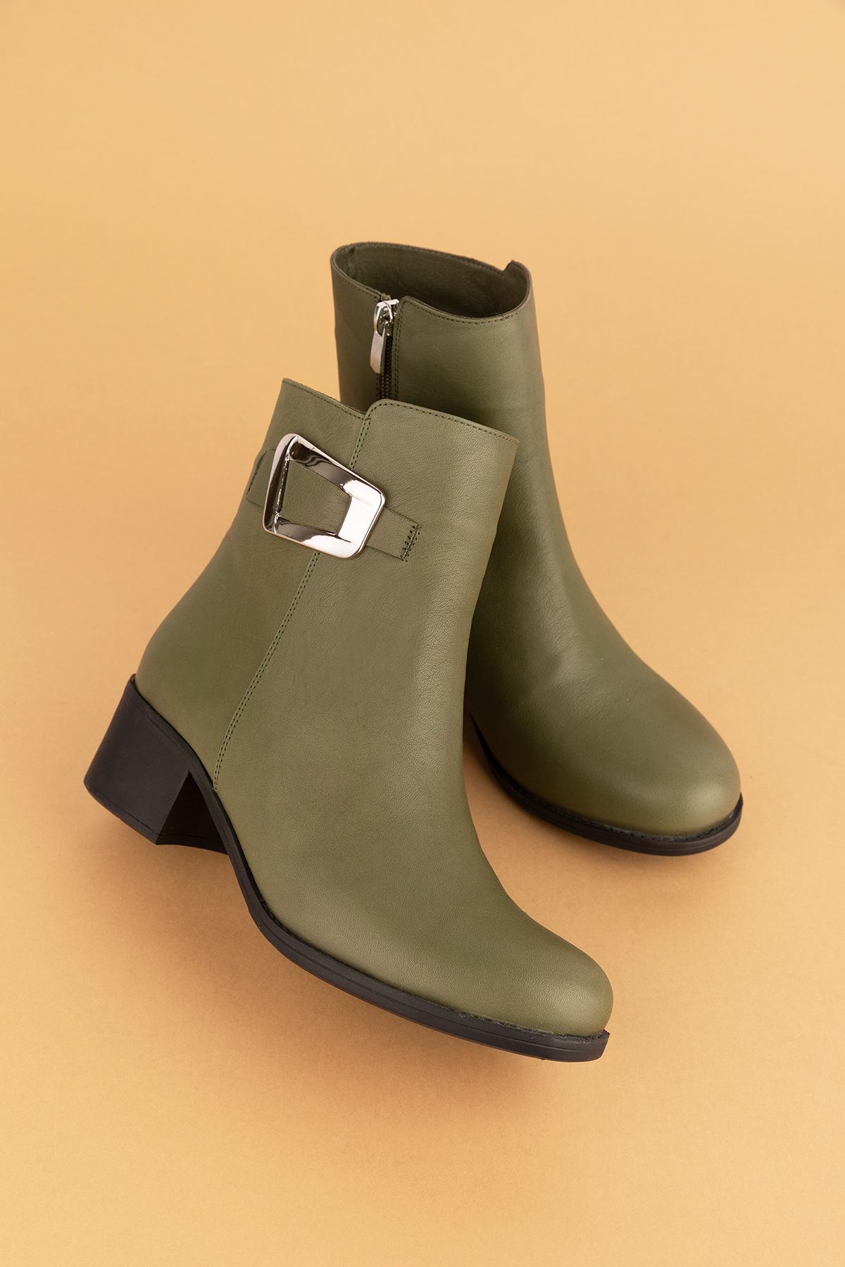 Gondol Kadın Hakiki Deri Klasik Topuklu Toka Detaylı Bot anl.2919 - Görsel 3