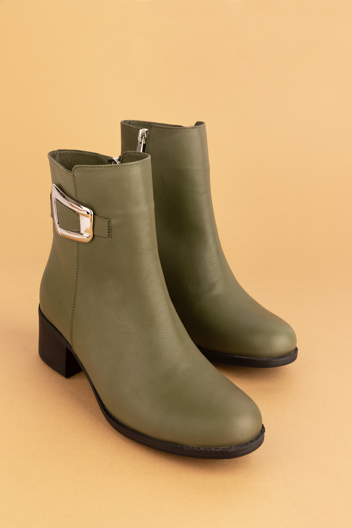 Gondol Kadın Hakiki Deri Klasik Topuklu Toka Detaylı Bot anl.2919 - Görsel 7