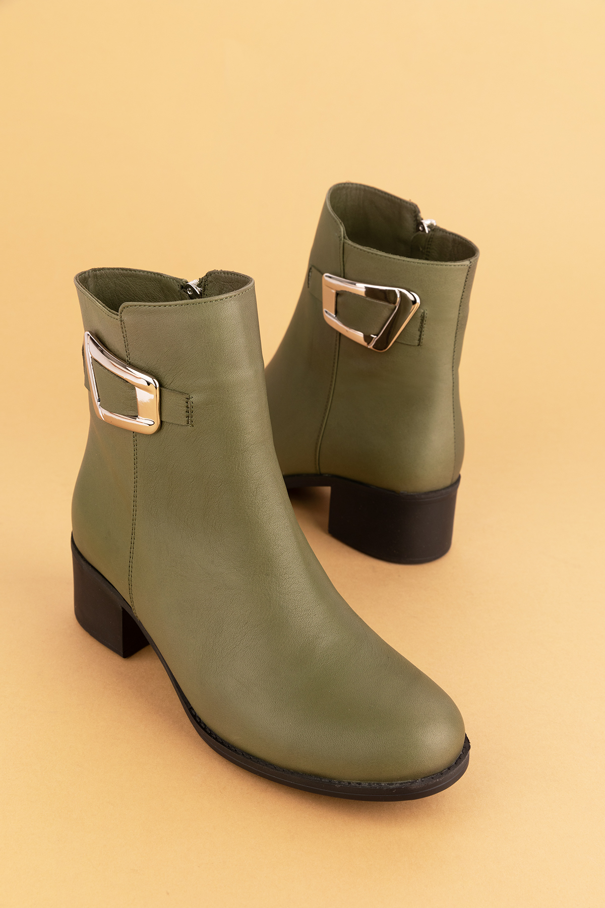 Gondol Kadın Hakiki Deri Klasik Topuklu Toka Detaylı Bot anl.2919 - Görsel 8