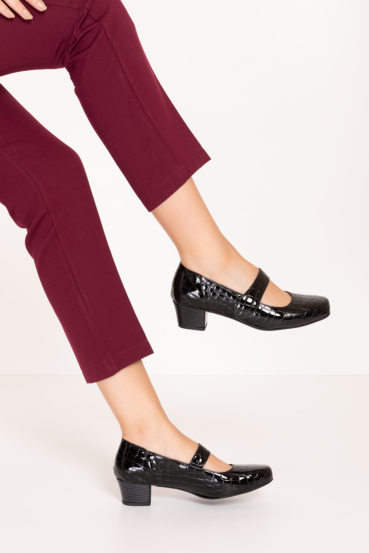 Gondol Hakiki Deri Orta Boy Topuklu Ayakkabı okn.5050 - Görsel 2