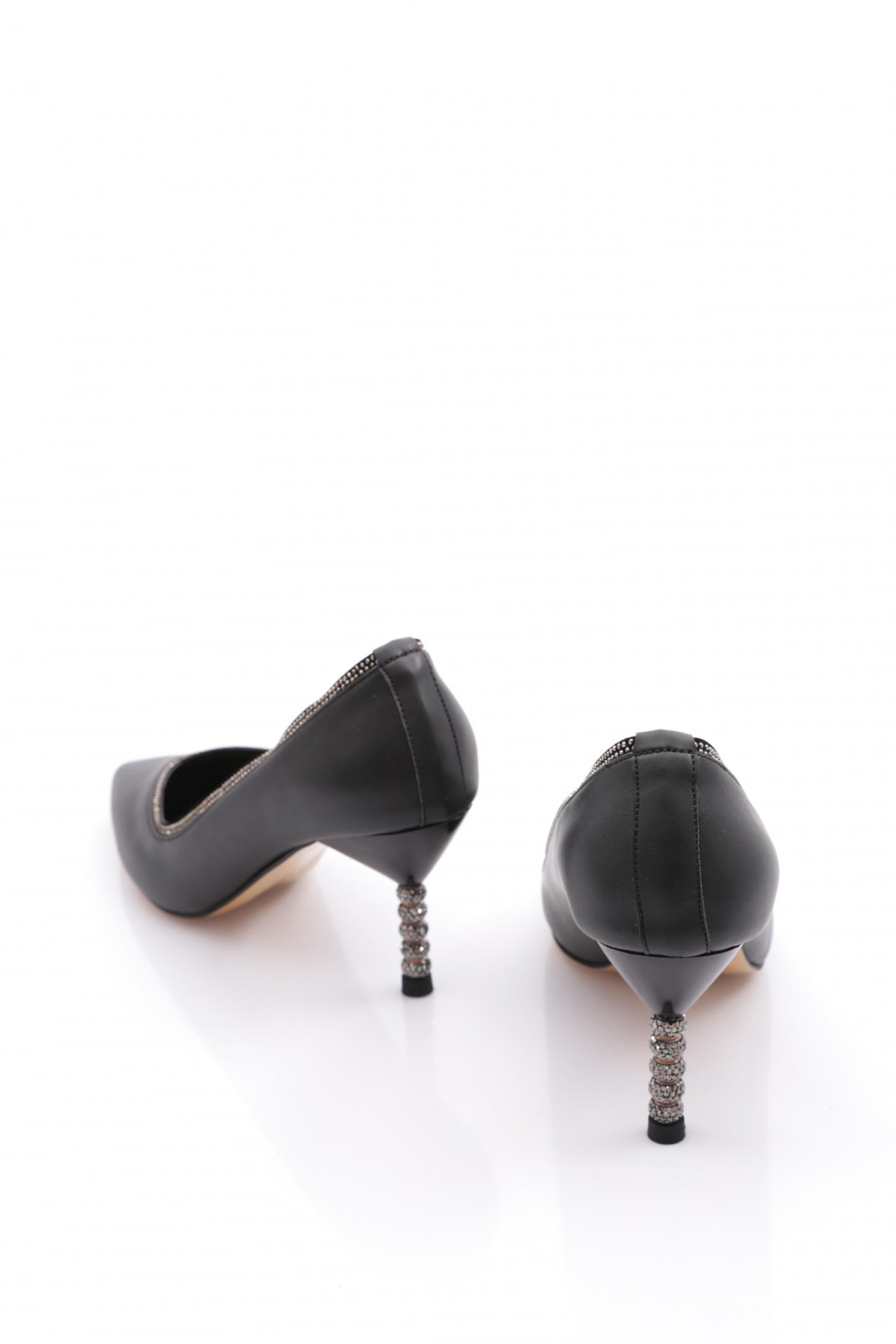 K635 Kadin V Kesim Parmak Dekolteli İnce Topuklu Ayakkabi - Görsel 4