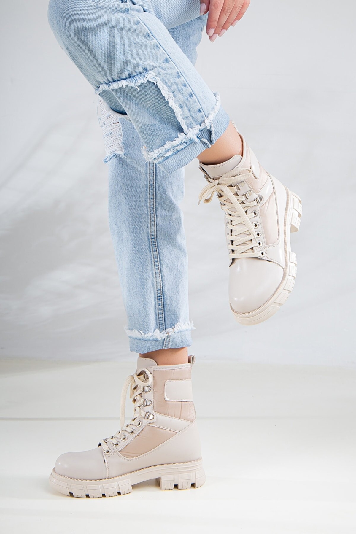 Çadır Kumaş Kadın Postal Bot - Görsel 4