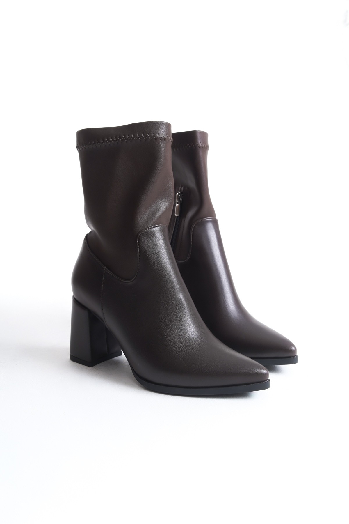 Peko Acı Kahve Rengi Streç Esnek Topuklu Kadın Bot - Görsel 3