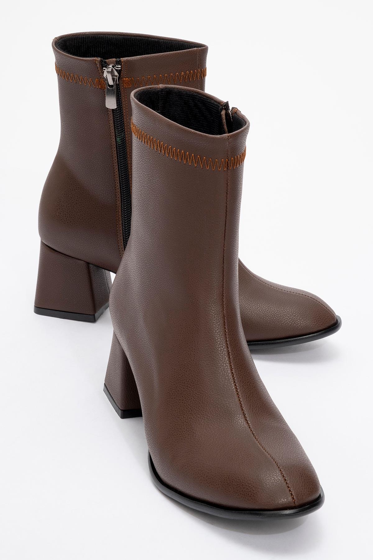 Sade Dikişli Fermuarlı Kadın Topuklu Bot KAHVE CİLT - Görsel 3