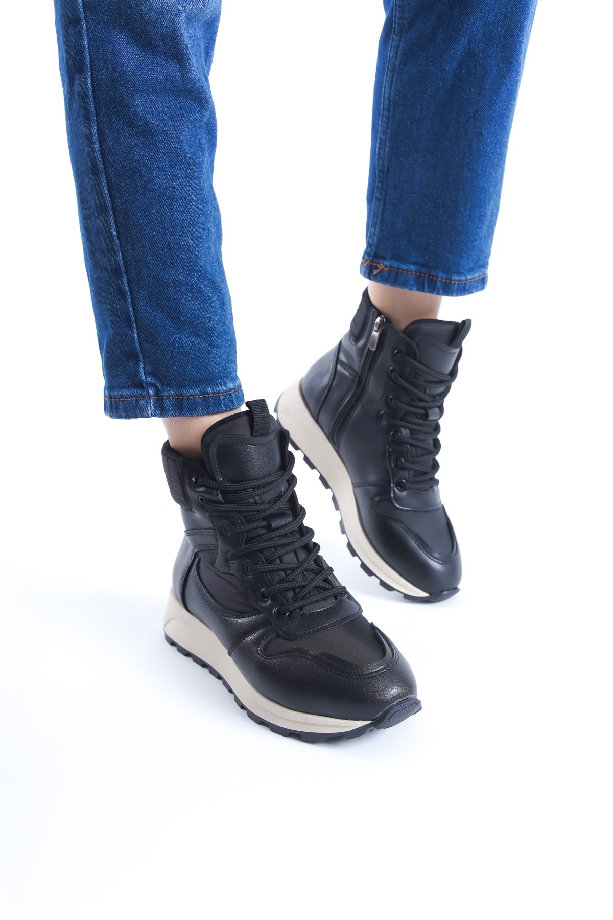 Misref Siyah Günlük Hafif Rahat Spor Bot - Görsel 4