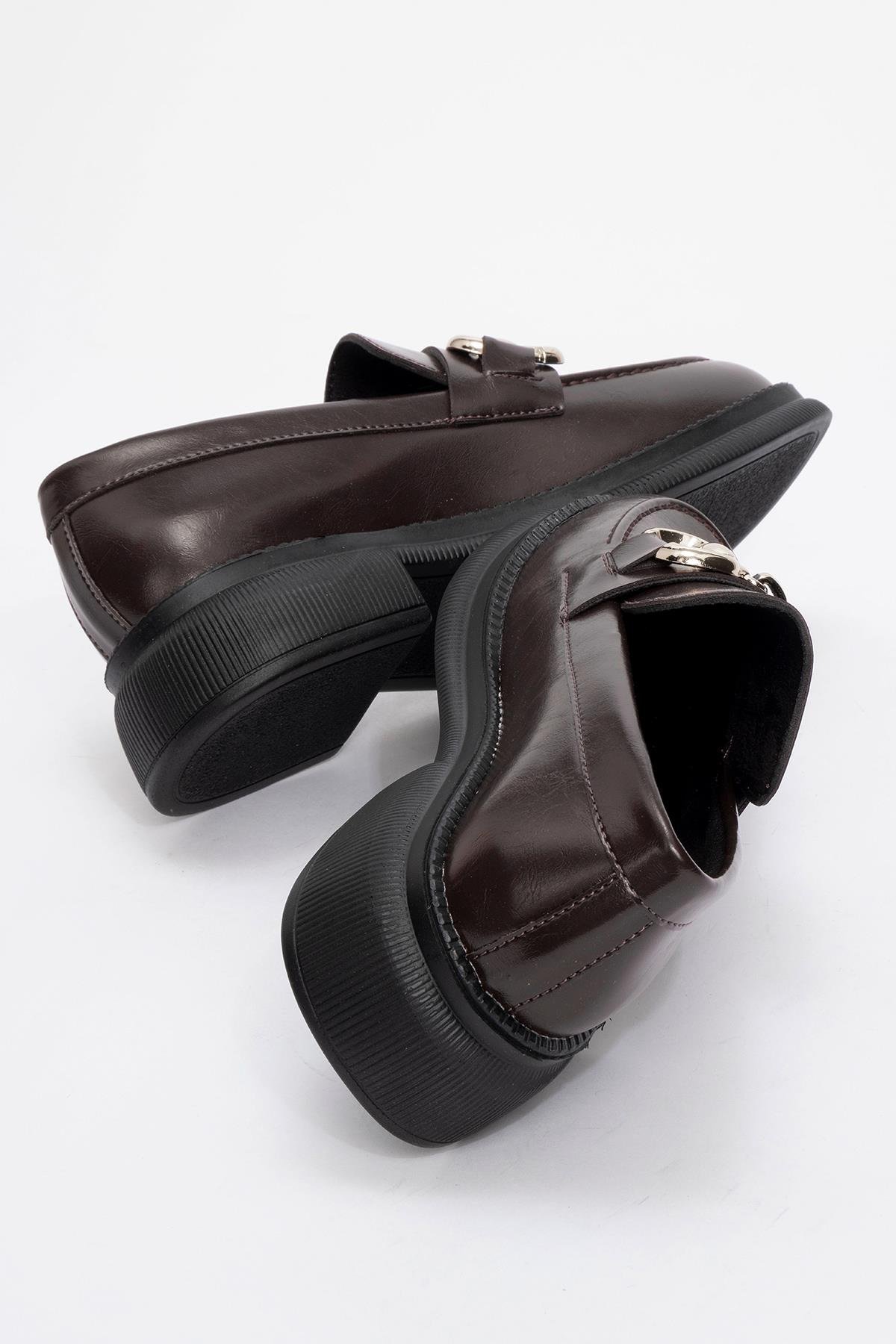 Tokalı Kaydırmaz Kadın Günlük Ayakkabı BORDO KIRIŞIK - Görsel 5