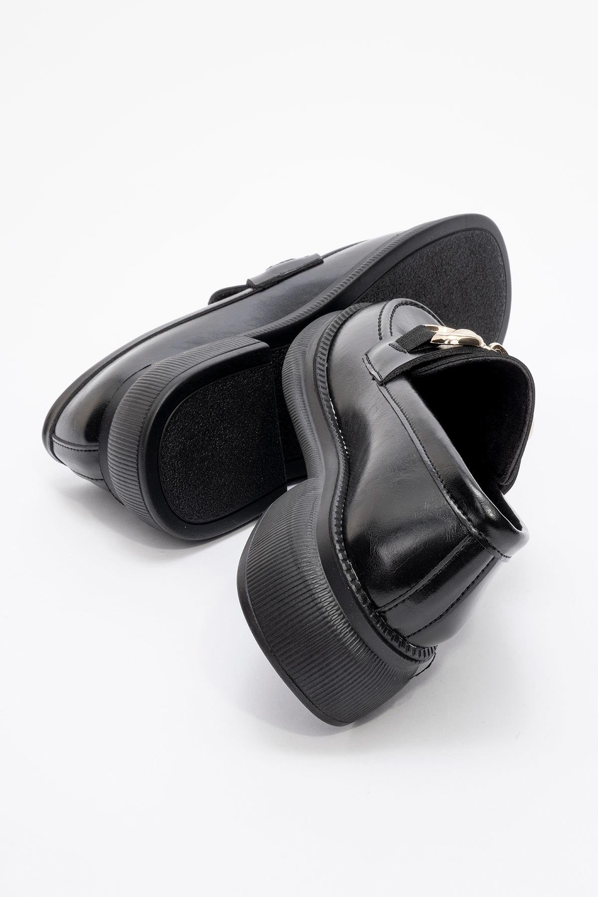 Tokalı Kaydırmaz Kadın Günlük Ayakkabı SİYAH KIRIŞIK - Görsel 5