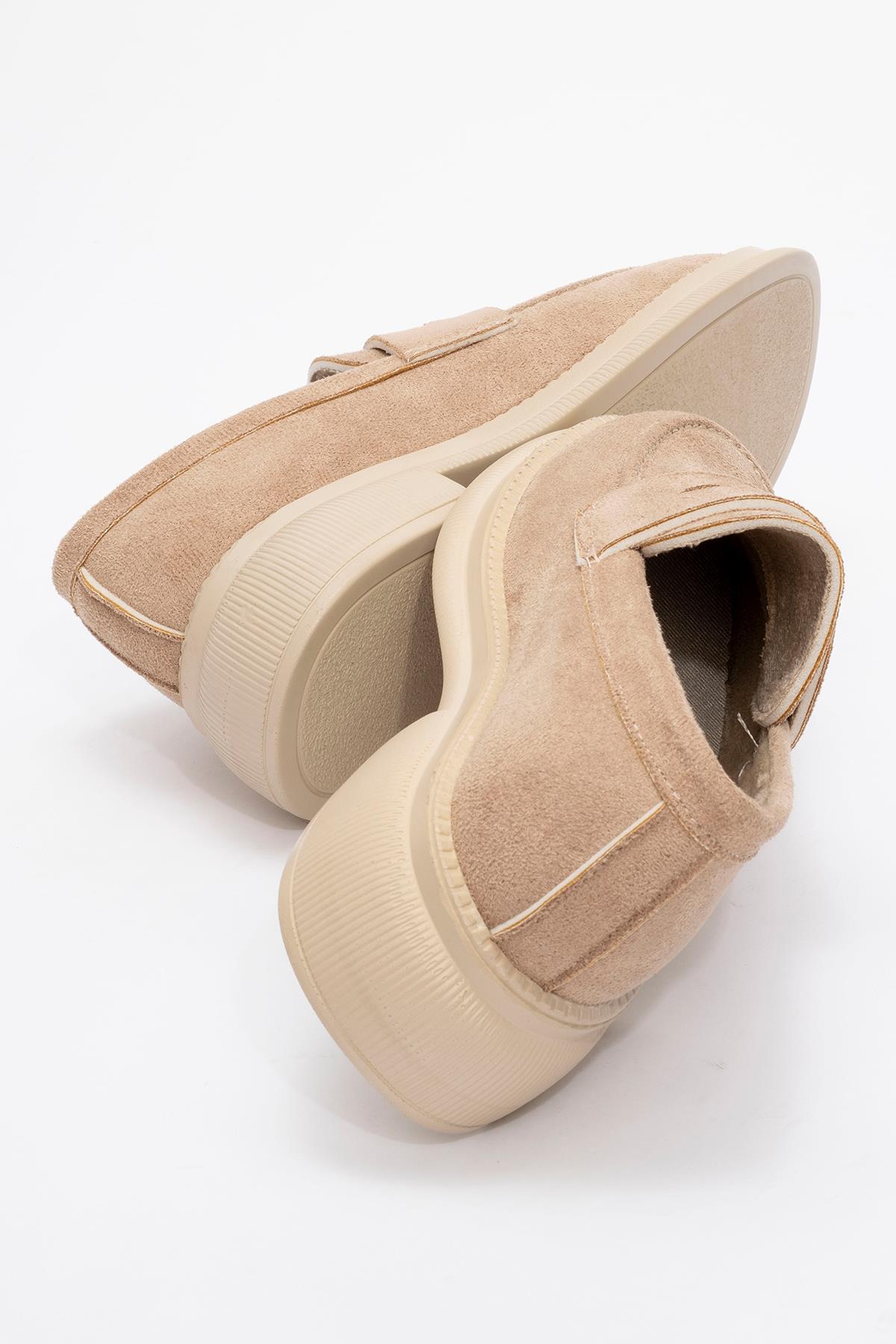 Kaydırmaz Kadın Günlük Ayakkabı BEJ SÜET - Görsel 5