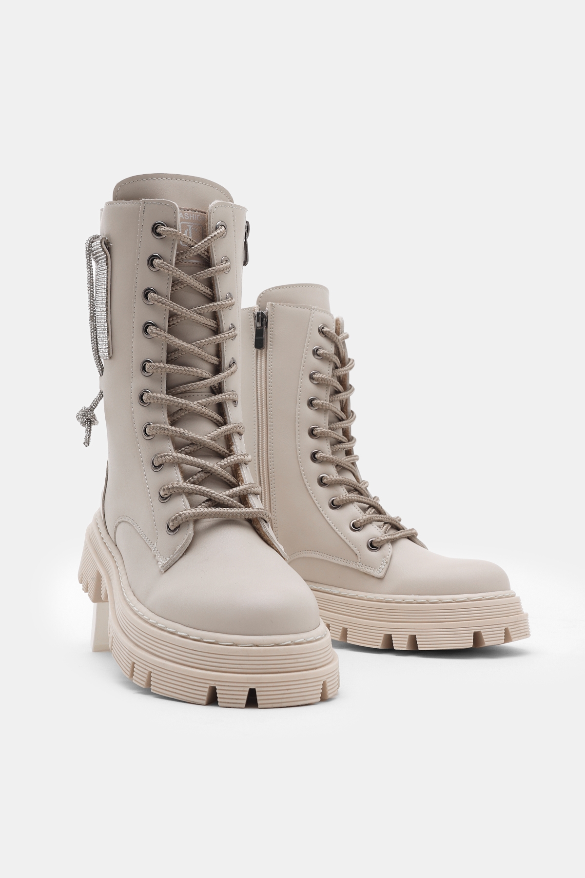 Kadın Bej Cilt Termo Taban Yanı Taşlı Bağcıklı ve Fermuarlı Bot - Görsel 5