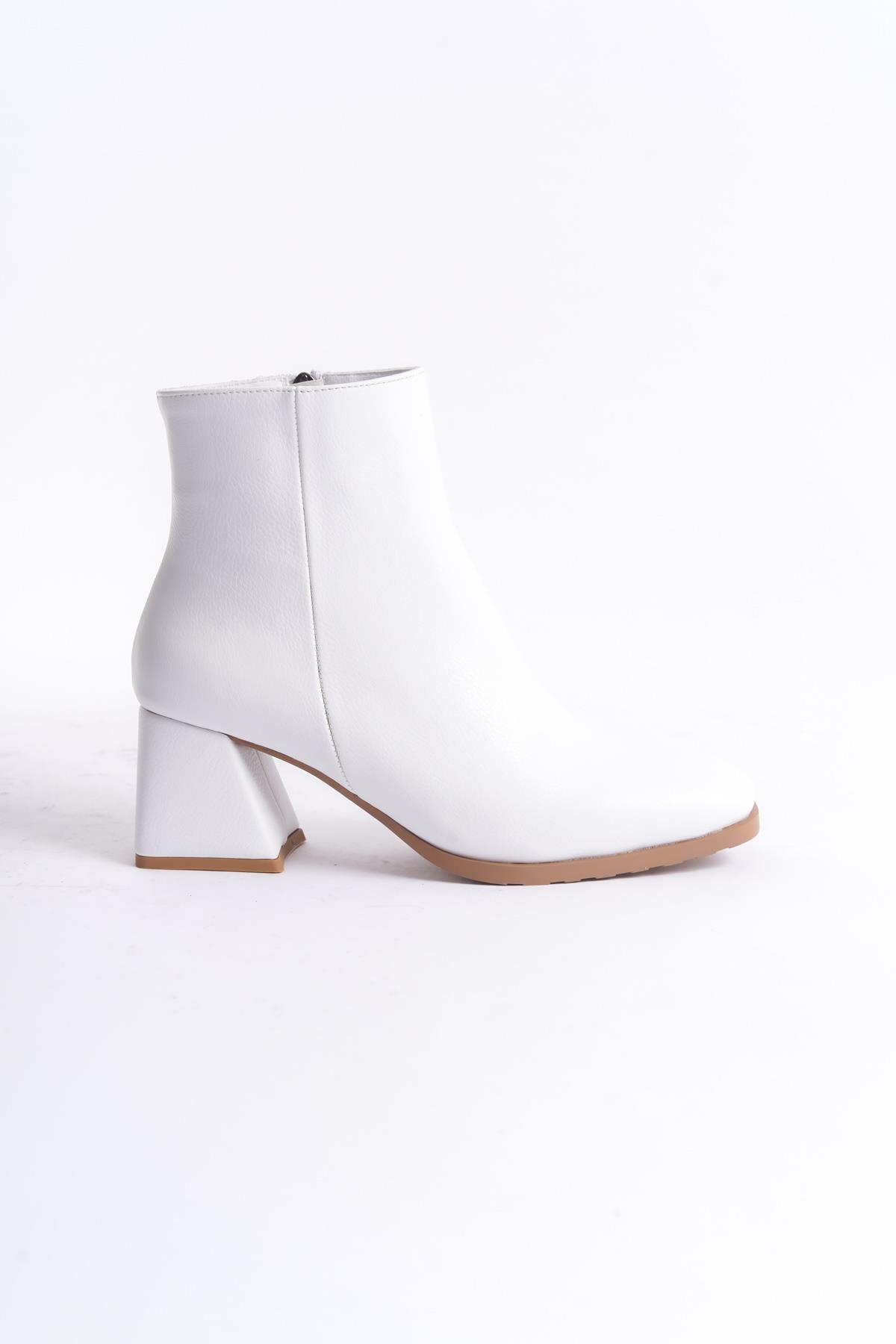 Ezstar Beyaz Mat Küt Burunlu Kalın Topuklu Günlük Bot - Görsel 5