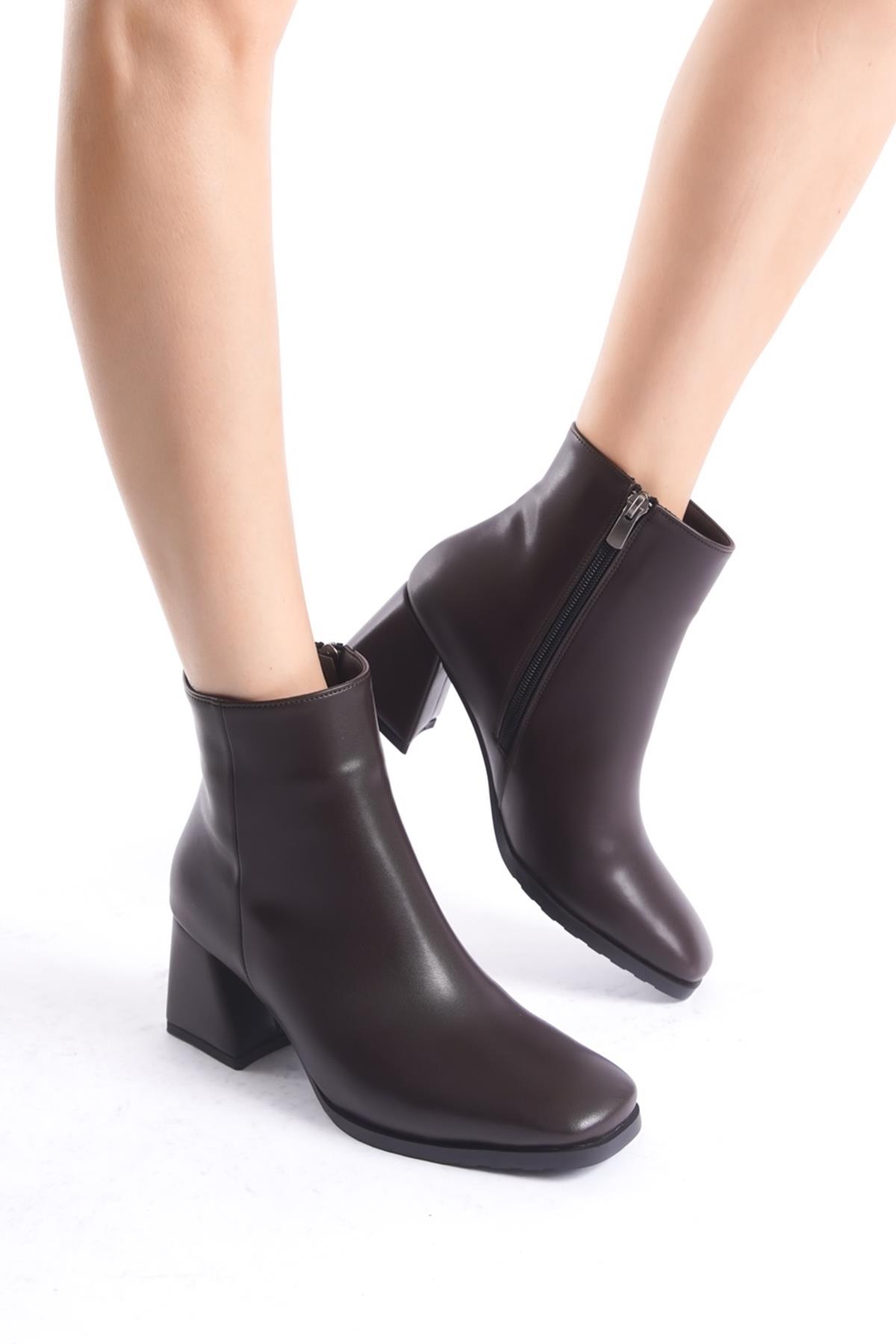 Ezstar Acı Kahve Rengi Küt Burunlu Kalın Topuklu Günlük Bot - Görsel 4