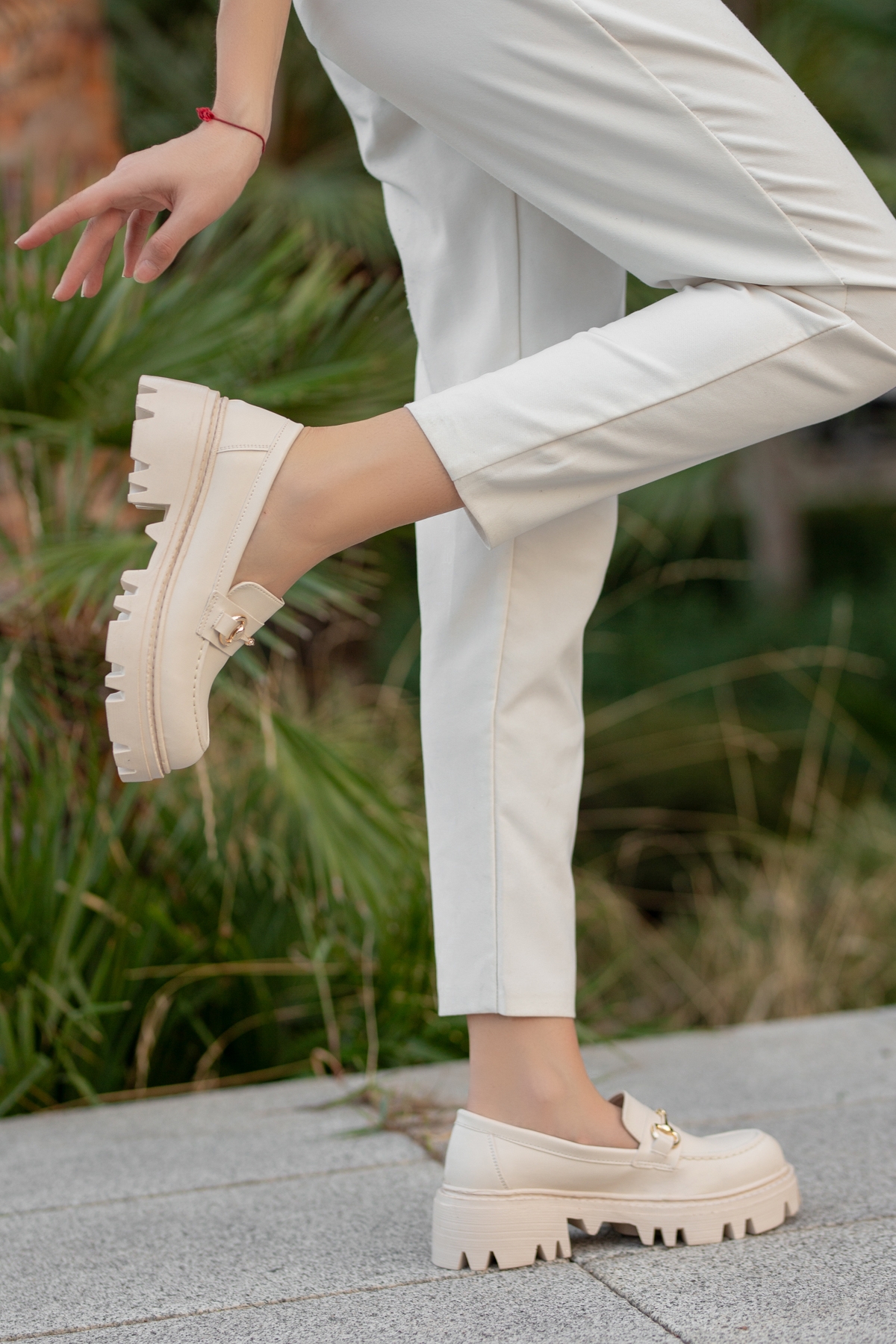 Garantili D124 Kadın Kalın Taban Zincirli Loafer Günlük Ayakkabı - Görsel 6