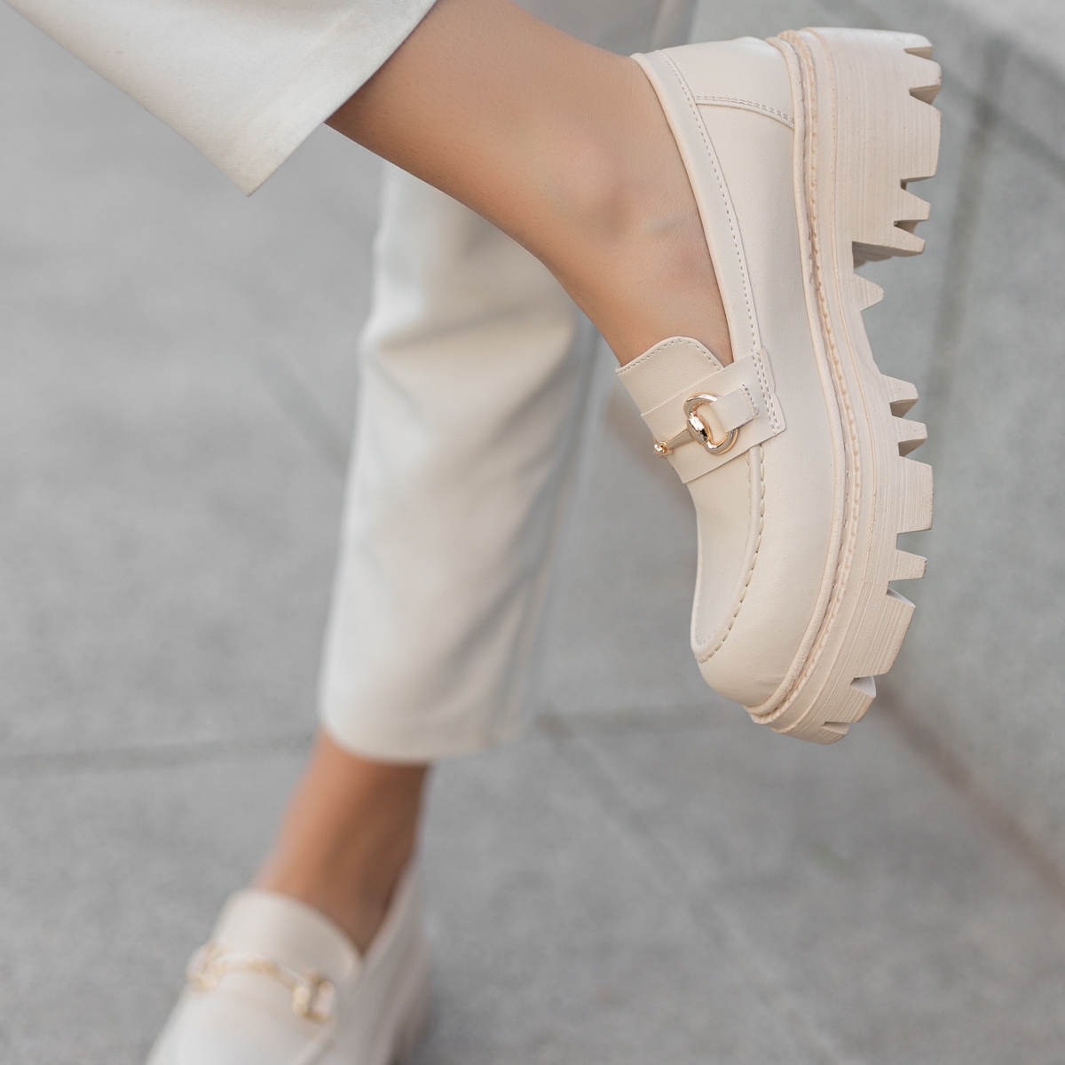 Garantili D124 Kadın Kalın Taban Zincirli Loafer Günlük Ayakkabı - Görsel 8