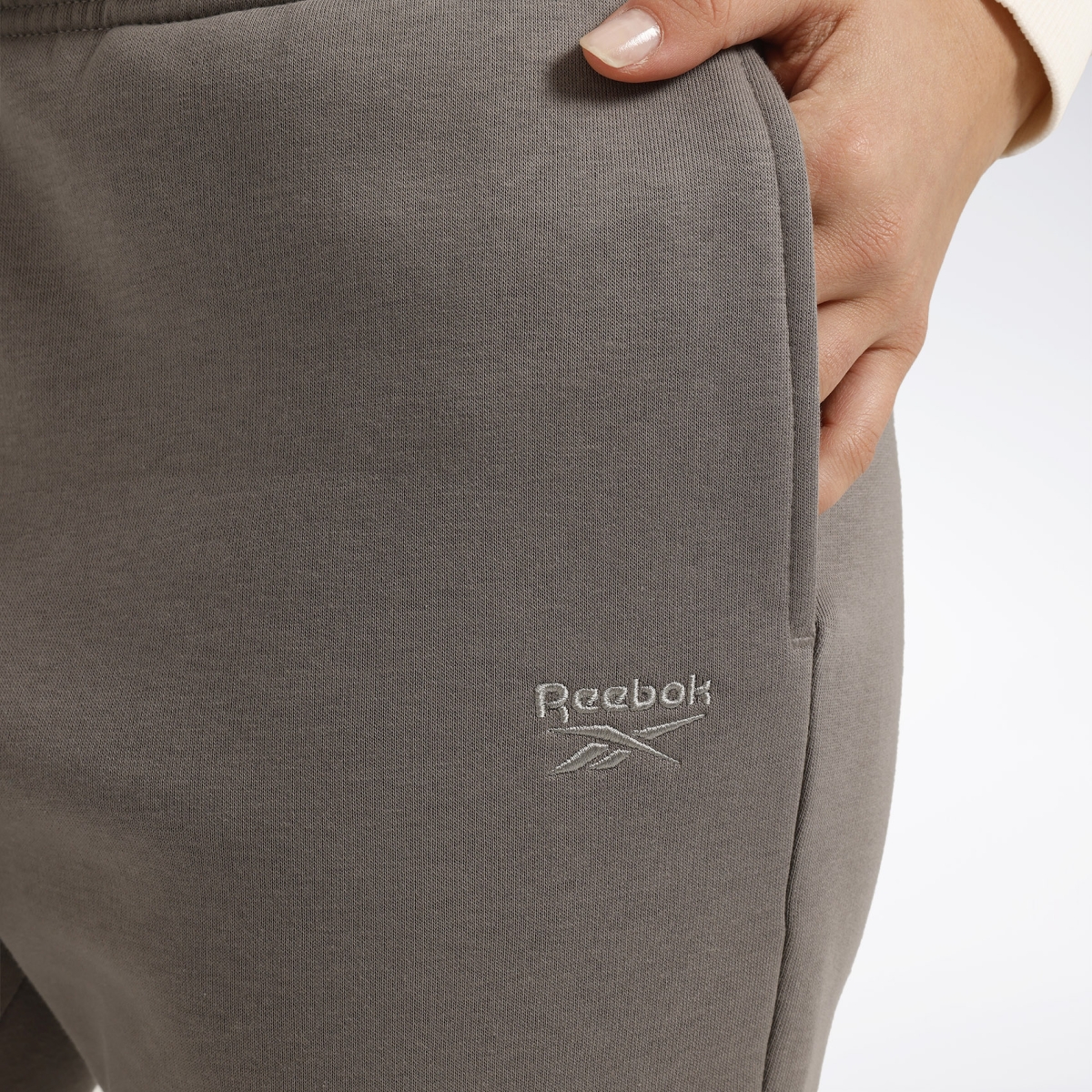 Reebok AE VECTOR JOGGER Antrasit Kadın Eşofman Altı