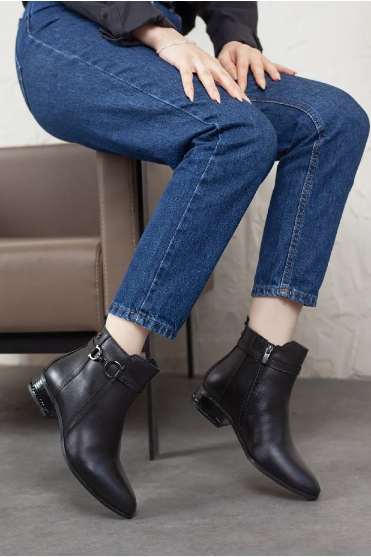 Semin Hakiki Deri Düz Kaymaz Taban Ortopedik Kadın Bot - Görsel 5