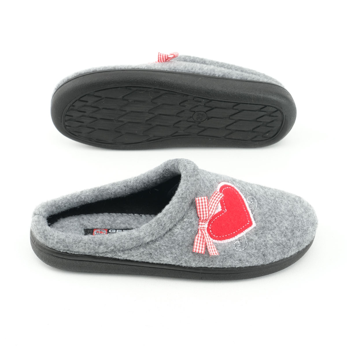 Kışlık Kadın Ev Bahçe Comfort Taban Nakışlı Kalp Desenli Keçe Terlik - Görsel 11