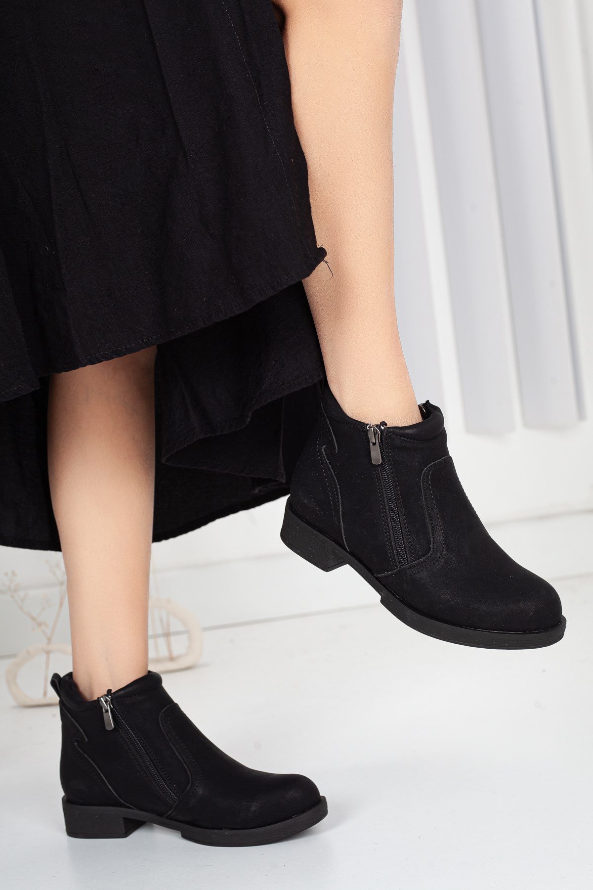 2016 Çift Fermuarlı Düz Taban Kadın Bot - Görsel 3