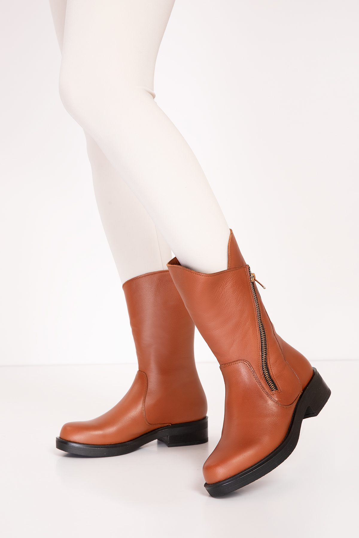 Gondol Hakiki Deri Orta Boy Topuklu Sade Günlük Bot bel.1531 - Görsel 4