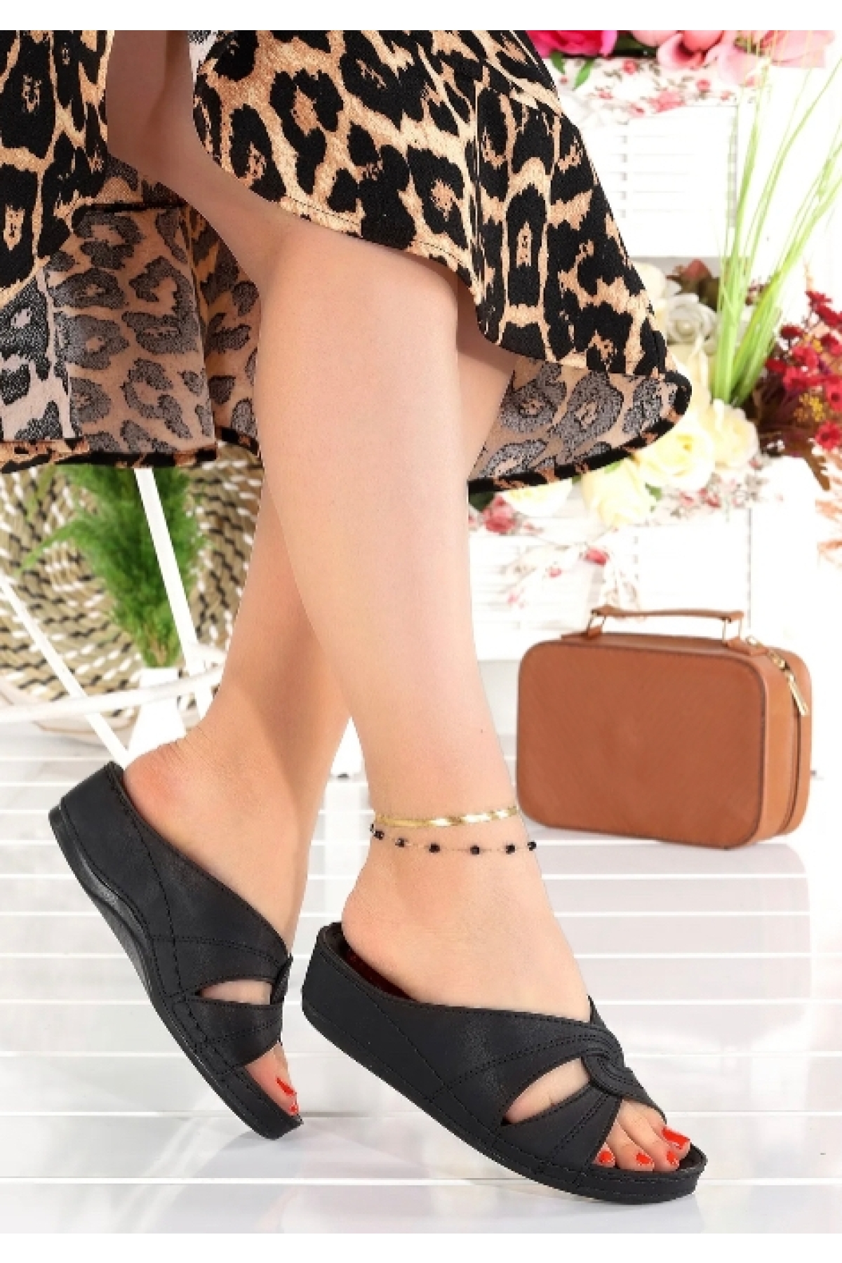 09-098 Kadın Ortapedic terlik - Görsel 4