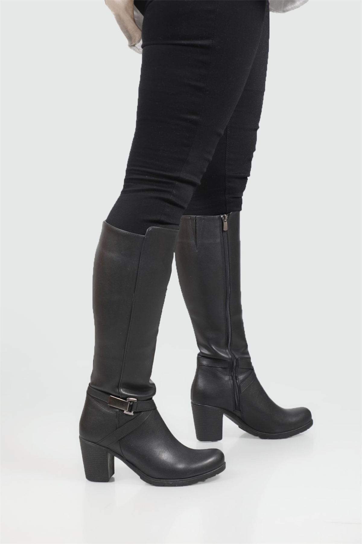 Ayakdaş Diz Altı Tokalı Topuklu Kadın Çizme - Görsel 4