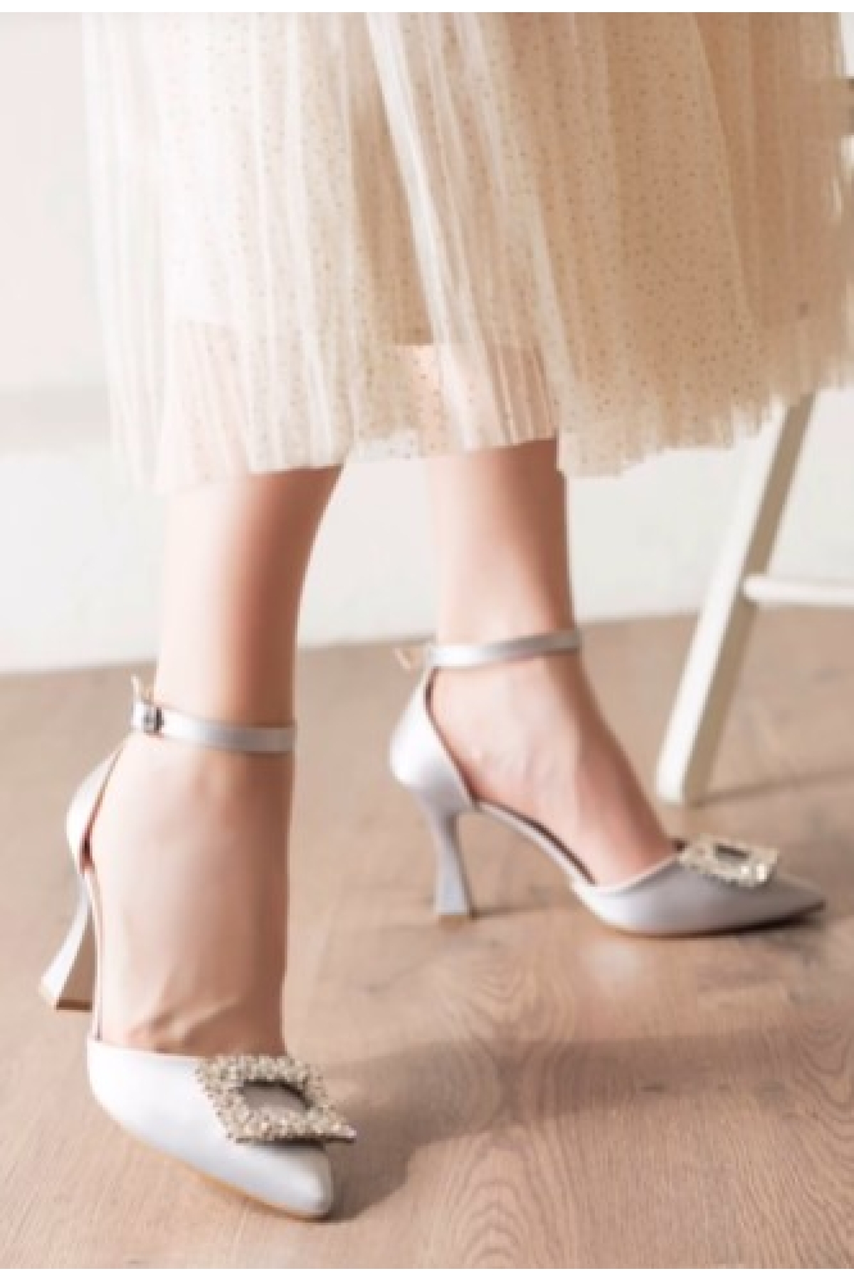 Kare Taş Detaylı Topuklu Kadın Abiye Ayakkabı - Görsel 3