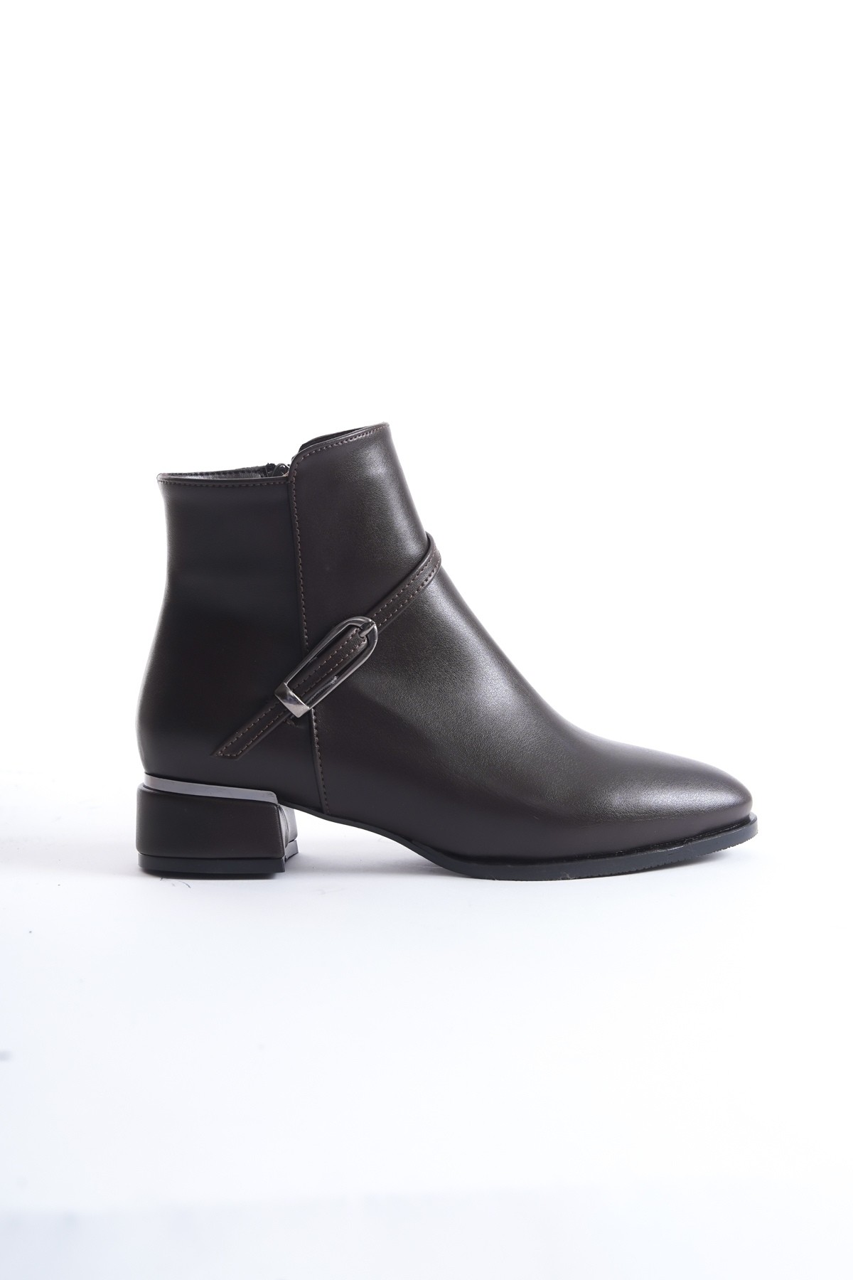 Kaltas Acı Kahve Rengi Tokalı Kısa Kalın Topuklu Bot - Görsel 5