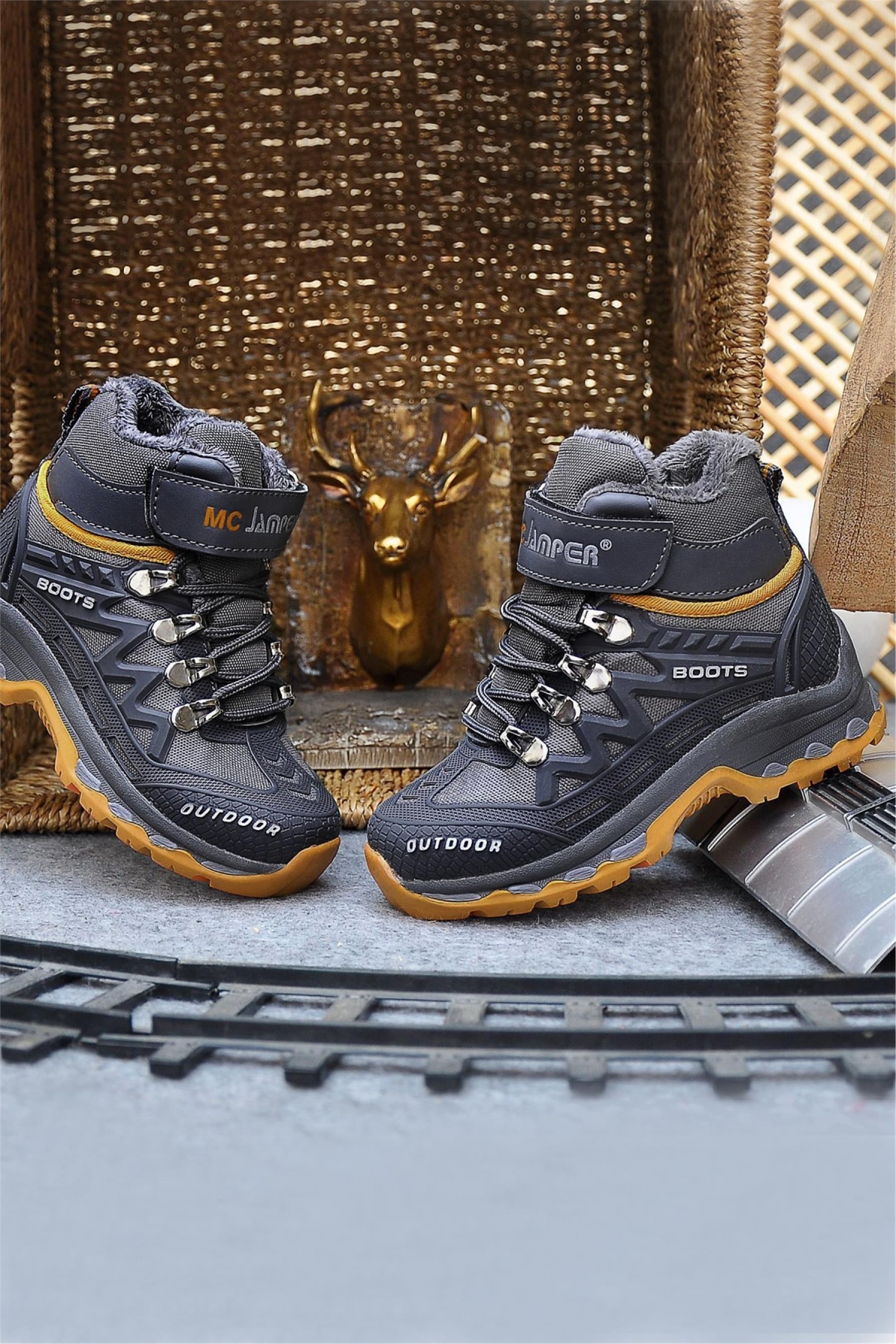 1831 Patik Erkek Çocuk Outdoor Bot Füme - Görsel 2