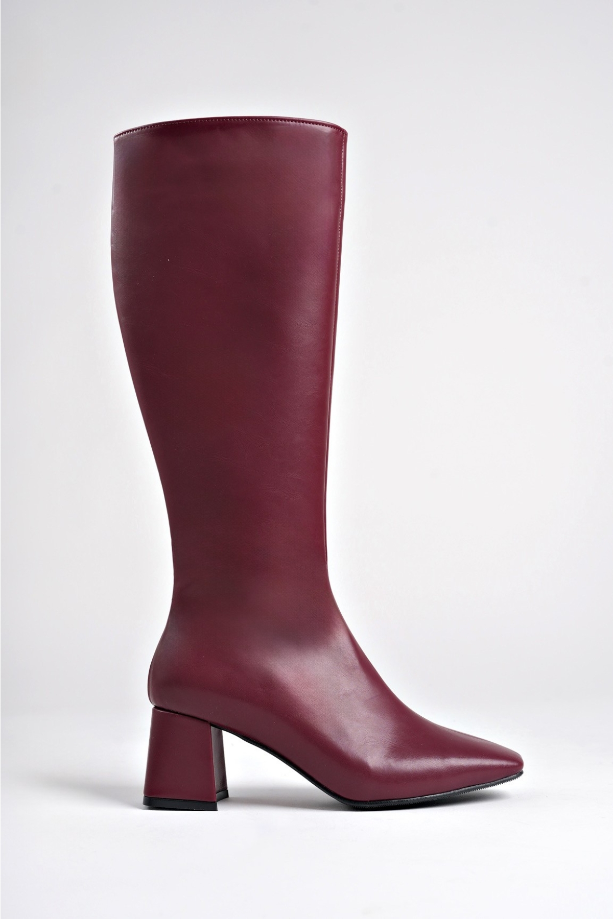 KAROLİNE Garantili Küt Burun Yandan Fermuarlı Topuklu Kadın Çizme - Görsel 2