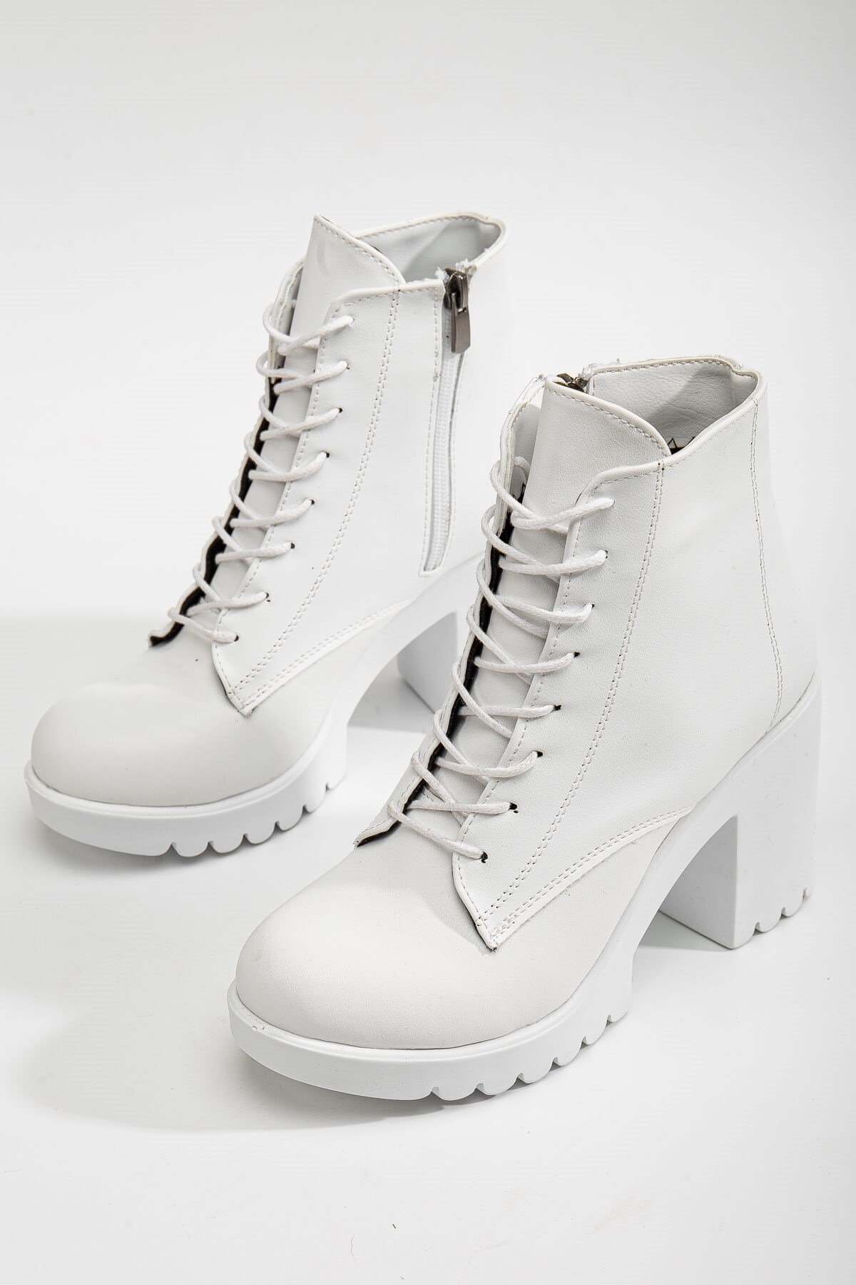 Bağcıklı Kadın Topuklu Bot BEYAZ CİLT BEYAZ - Görsel 4