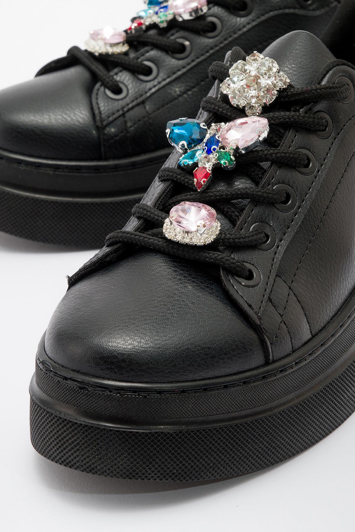 Kaydırmaz Kadın Spor Ayakabı SİYAH GÜMÜŞ - Görsel 4