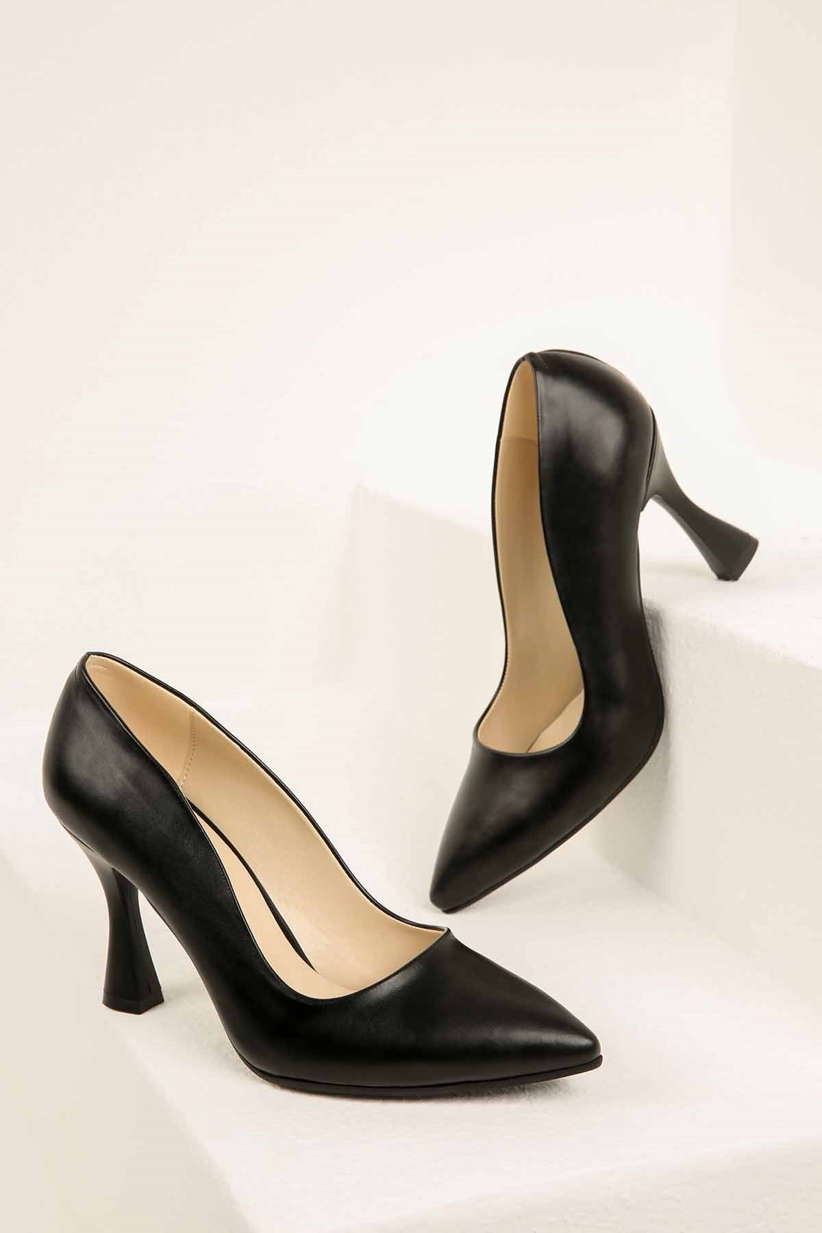 Sivri Burunlu Stiletto Ayakkabı SİYAH CİLT - Görsel 4
