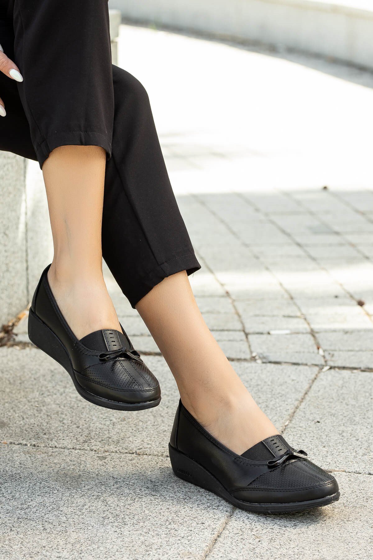 Kaydırmaz Taban Kadın Babet SİYAH CİLT - Görsel 2