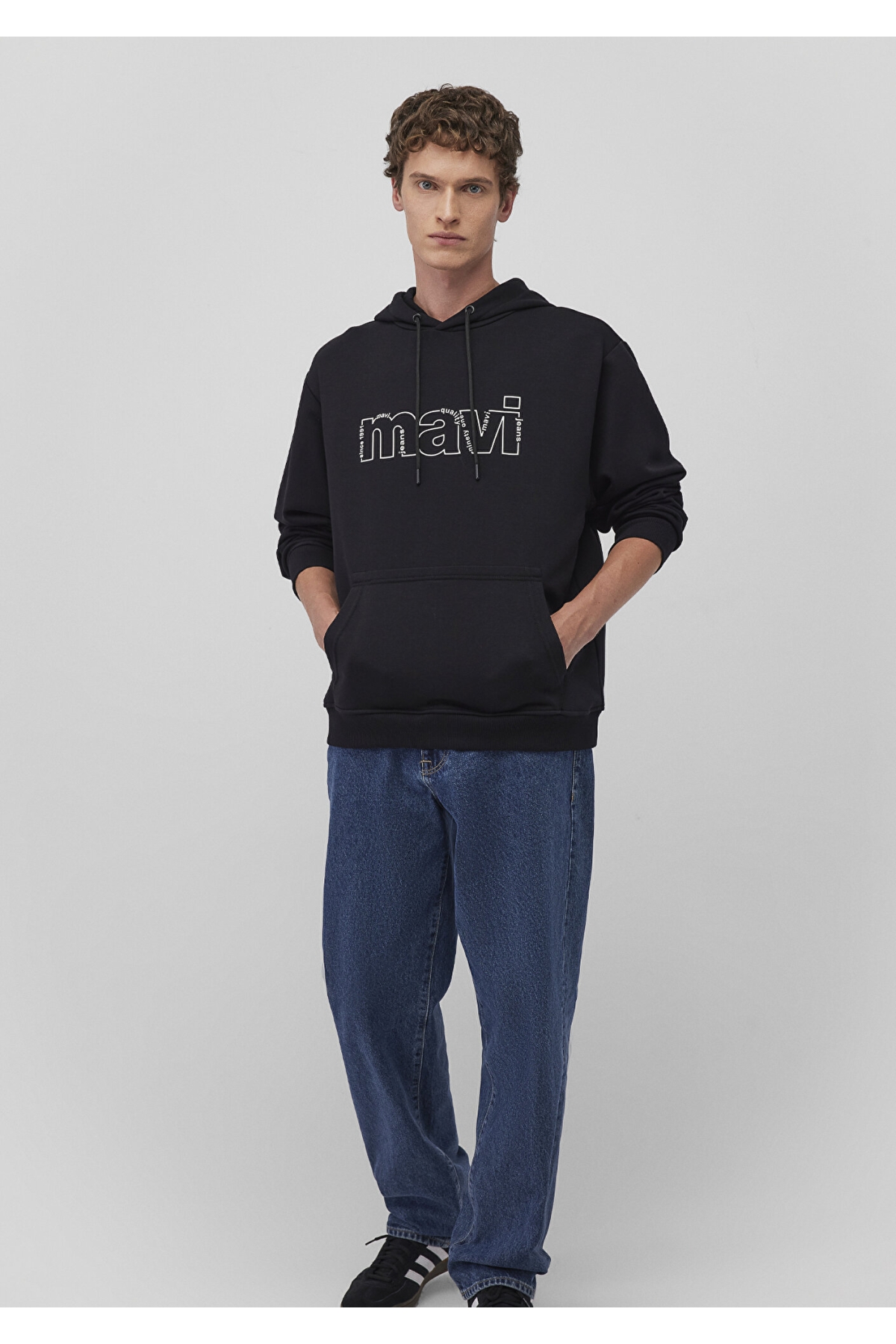 Logo Baskılı Siyah Sweatshirt