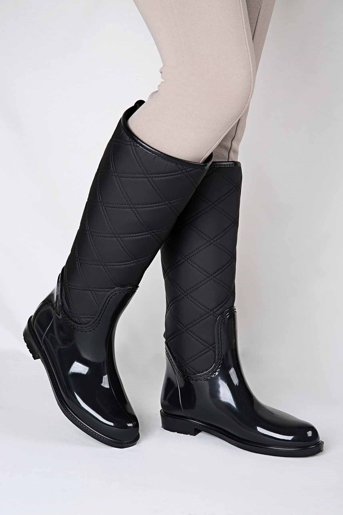 Kadın Kapitoneli Yağmur Çizmesi SİYAH - Görsel 4