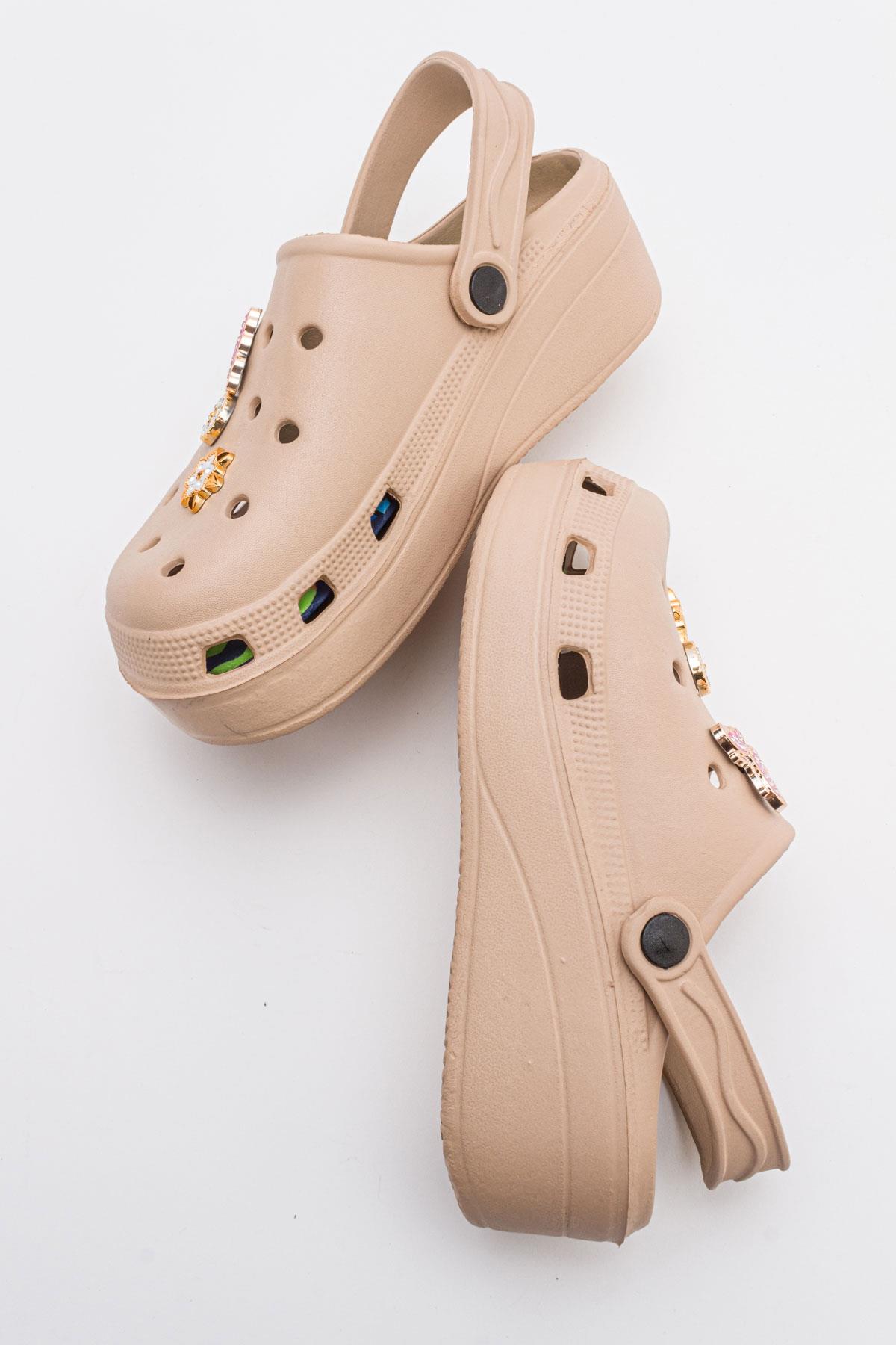 Aksesuarlı Kalın Taban Kadın Sabo Terlik BEJ - Görsel 7