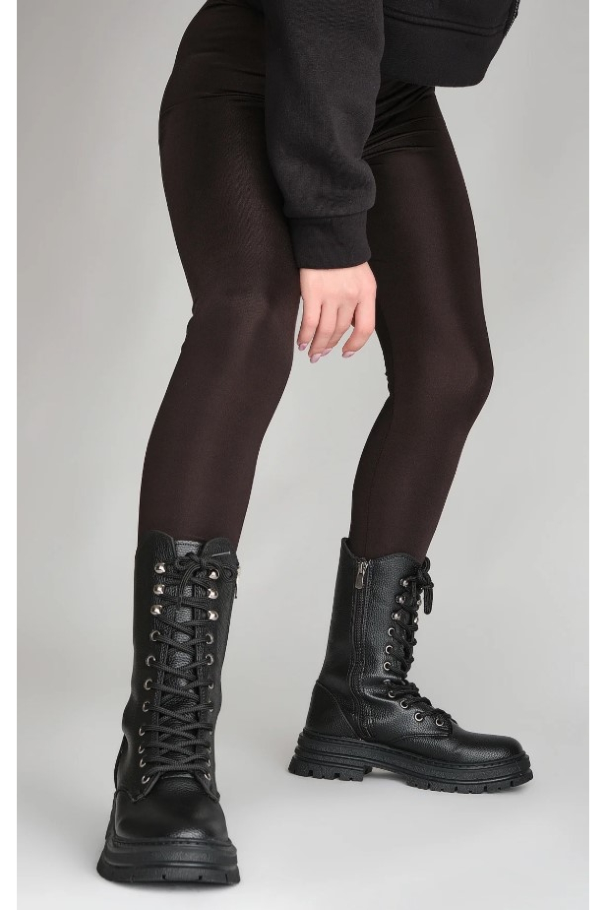 Düz Kaymaz Taban Postal Kadın Bot - Görsel 4