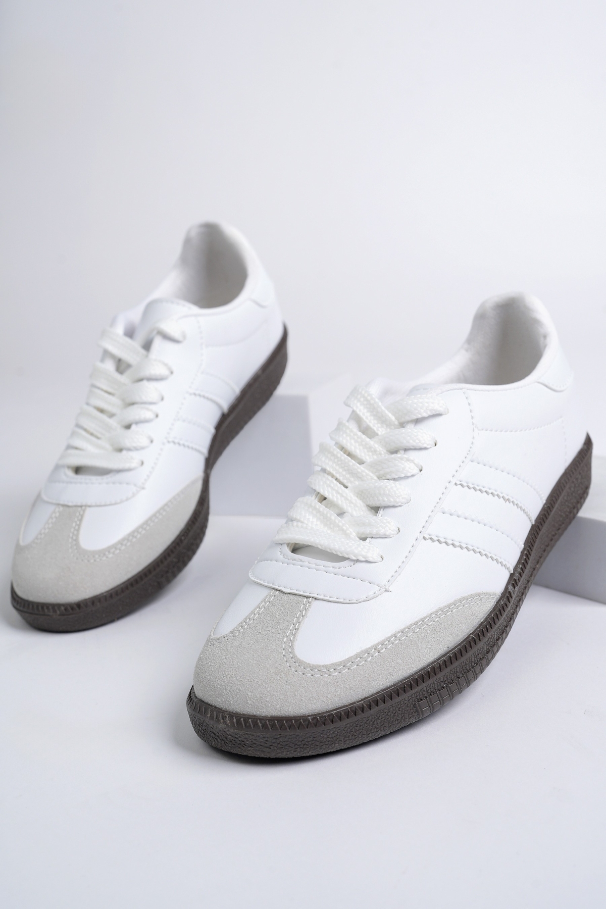 GORDON Unisex Ortopedik Günlük Garantili Bağcıklı Yürüyüş Koşu Sneaker Spor Ayakkabı - Görsel 3