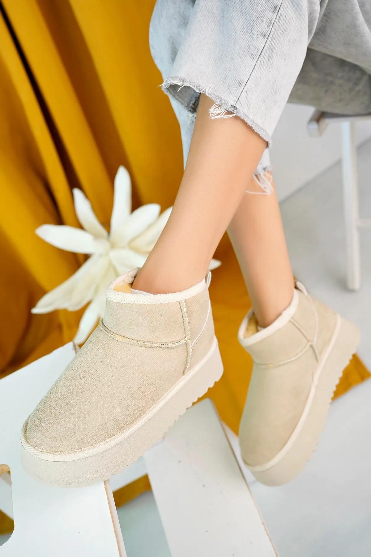 Elanaz Süet İçi Kürklü Kalın Taban Mini Boy Bilekte Kısa Kadın Bot - Görsel 4