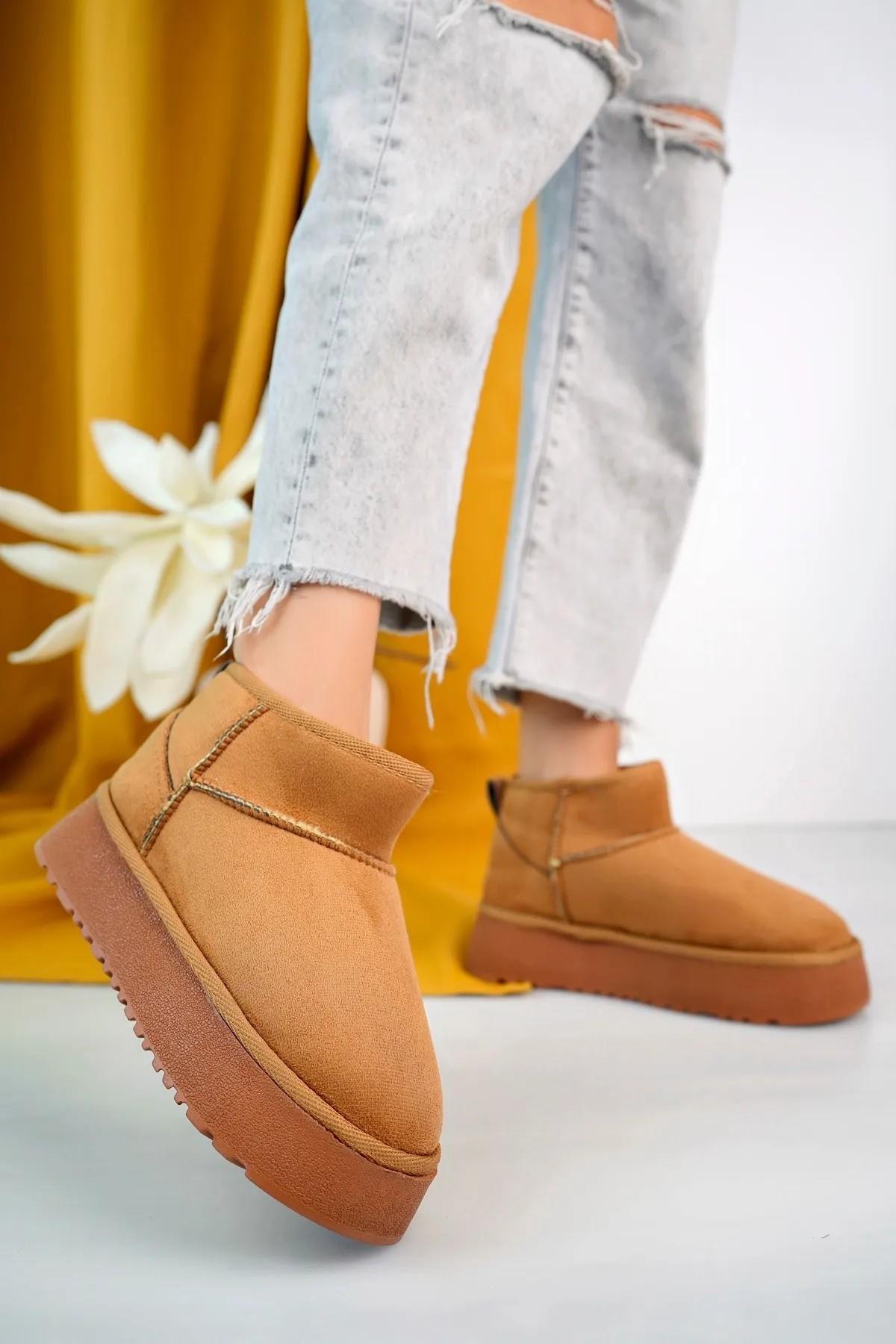 Elanaz Süet İçi Kürklü Kalın Taban Mini Boy Bilekte Kısa Kadın Bot - Görsel 4