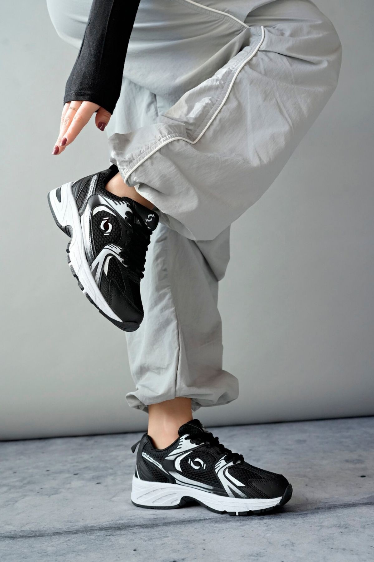 MOJEH Kadın Ortopedik Günlük Garantili Bağcıklı Yürüyüş Koşu Sneaker Spor Ayakkabı - Görsel 3