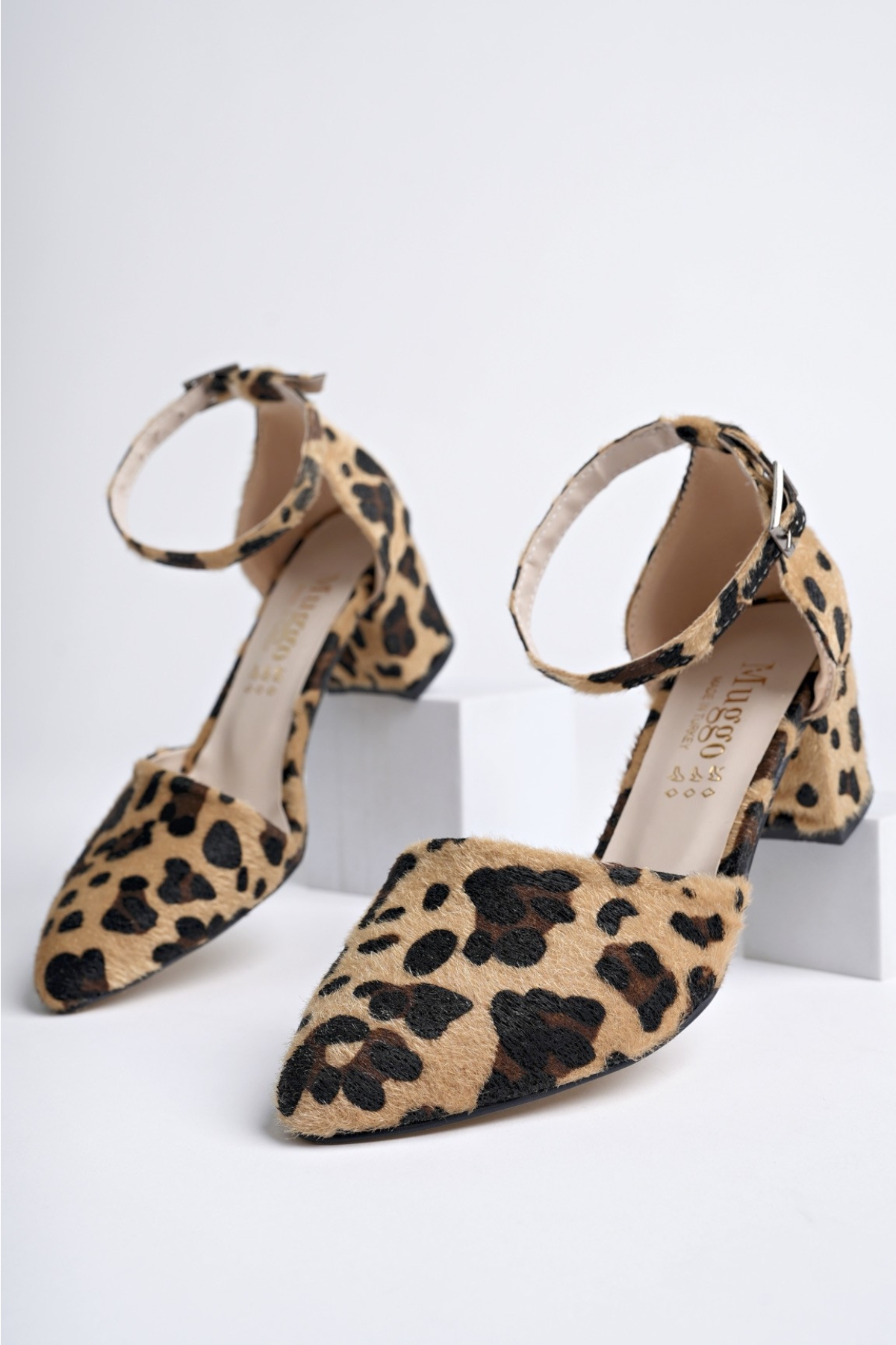 Muggo W708 Garantili Kadın Klasik Günlük Tarz Şık ve Rahat Topuklu Ayakkabı - Görsel 6