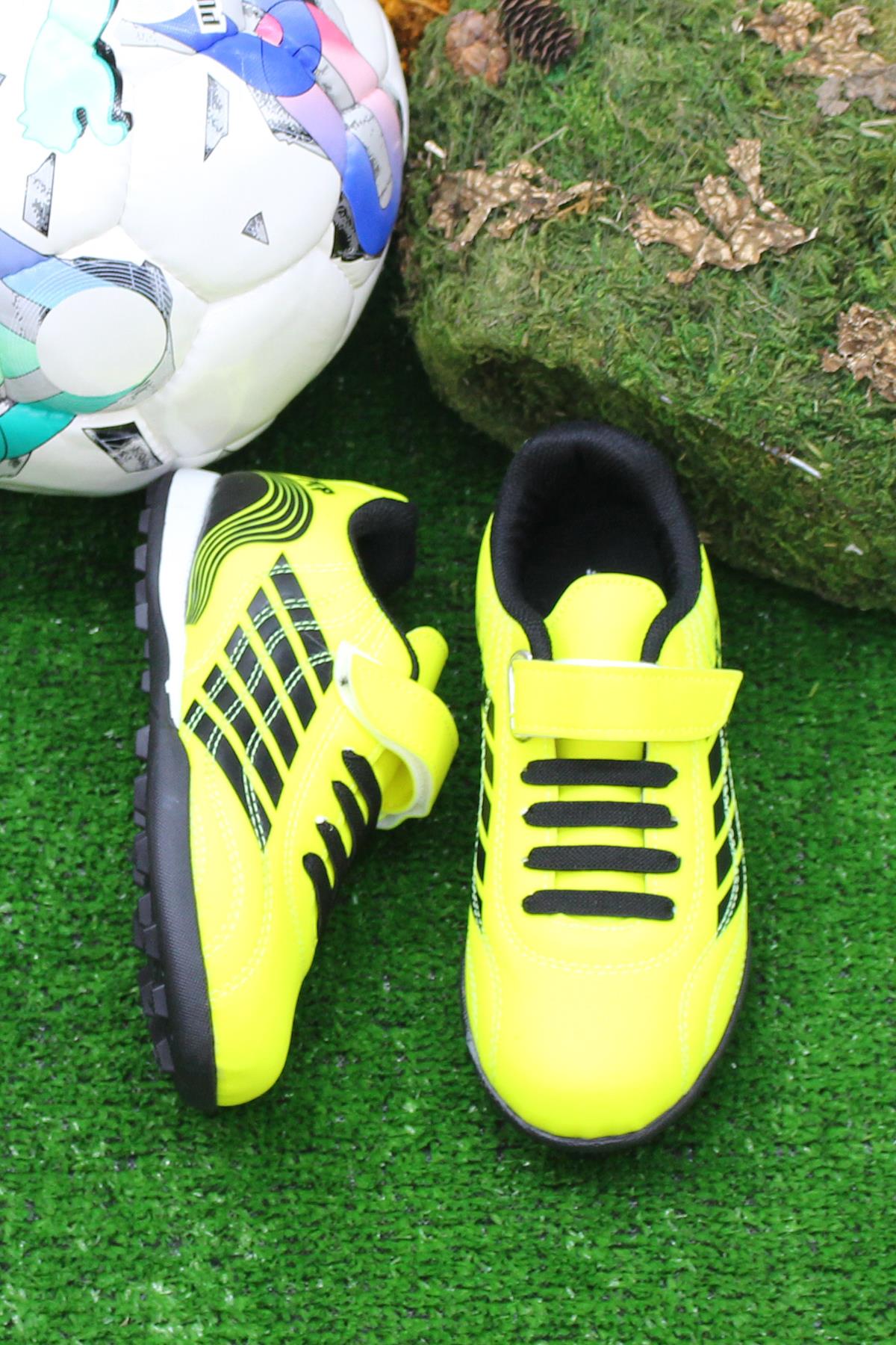 232 1350 Orijinal Ürün Çim Saha Halı Saha Erkek Çocuk Futbol Ayakkabı - Görsel 2